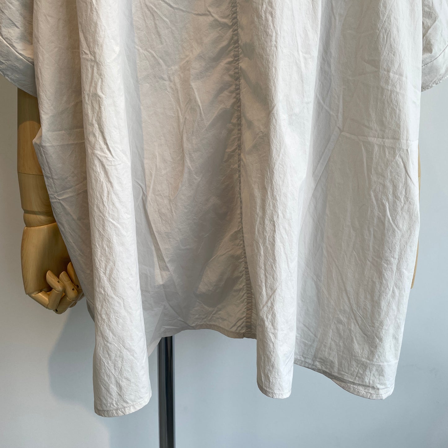 buoy buoy//45d NYLON 伊吹染め PONCHO シャツ　2701BL017261