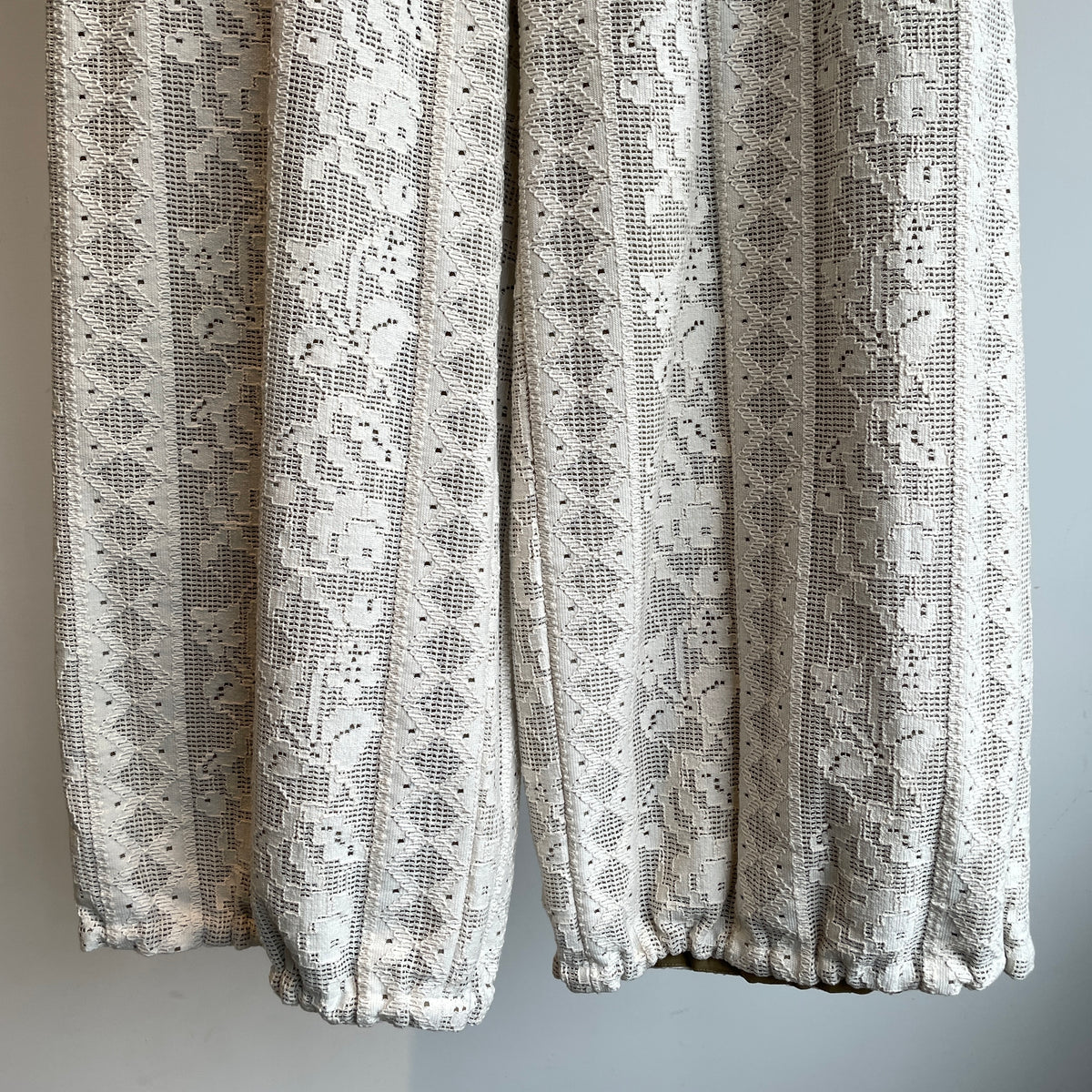 qiri//field flower lace ギャザーパンツ  6301PT008262