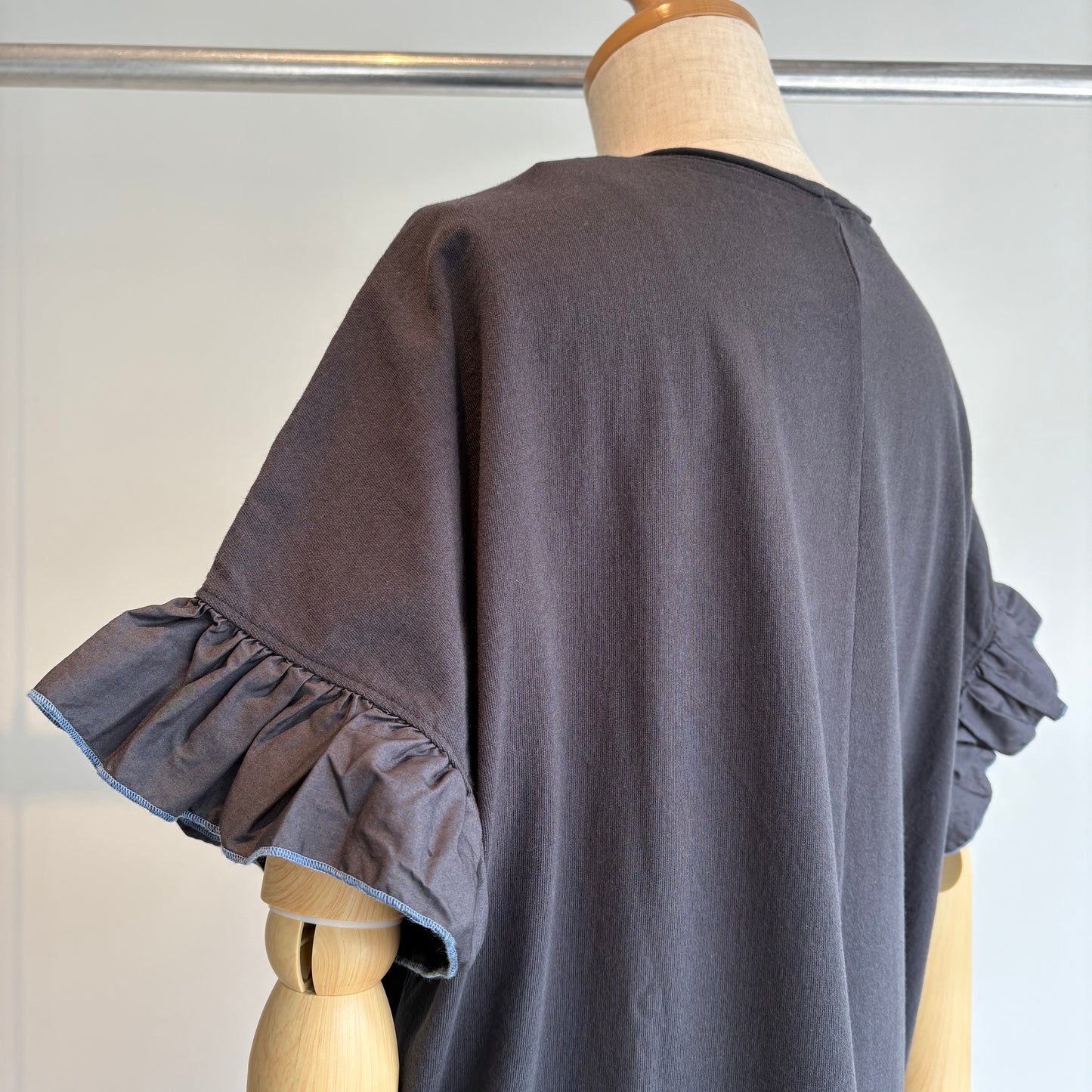 qiri//タイプライター frill one-piece