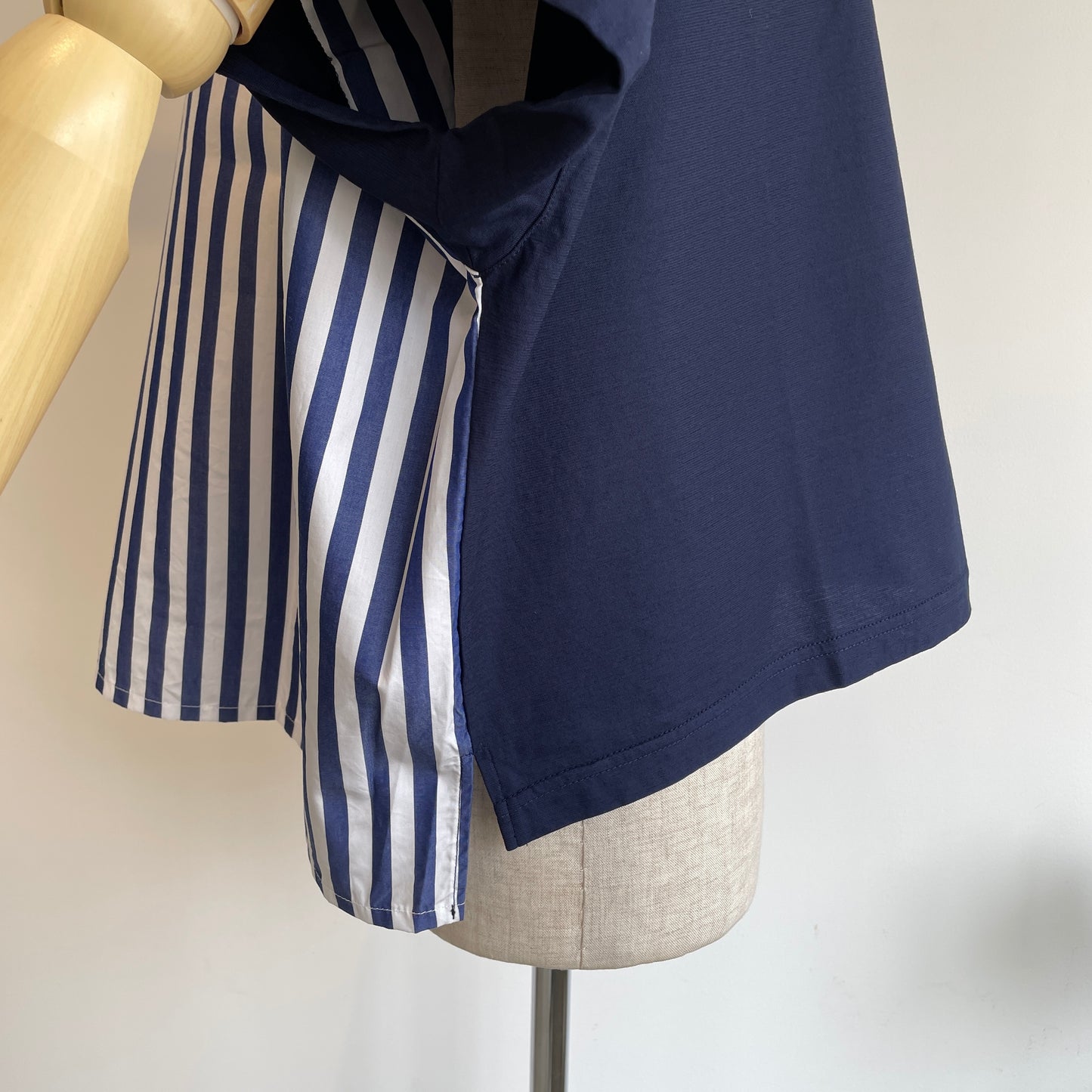 universaltissu//接触冷感マルチエフェクトコンボ ドルマンT
TS252CT076