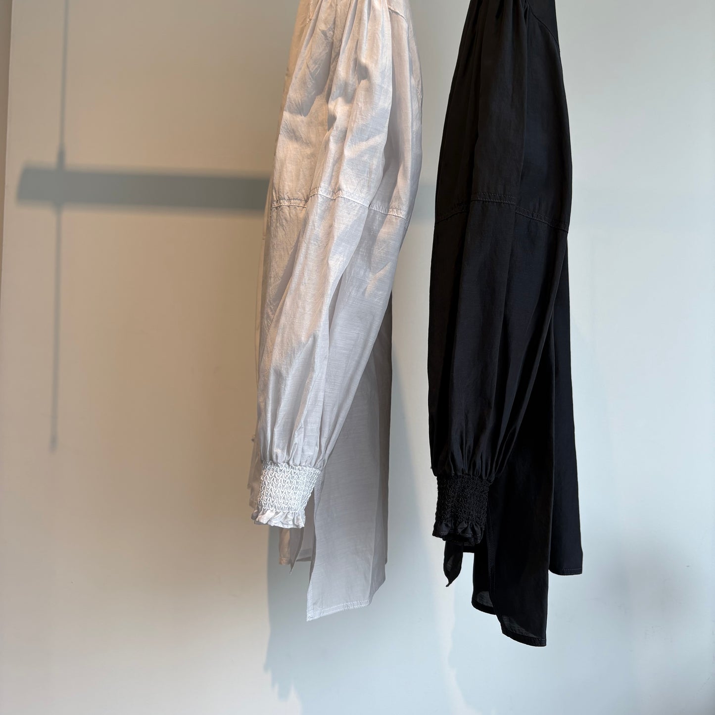 yuni//100/1Cotton/Cupra gather sleevesブラウス　1701BL1701BL017261