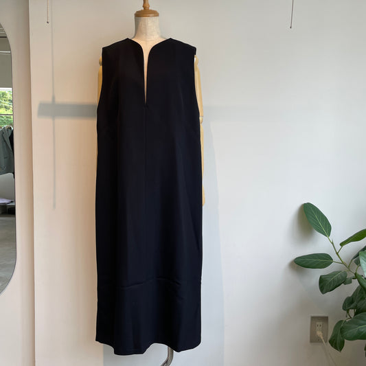 yuni //R/W slitneck jumperSK 1701OP008252