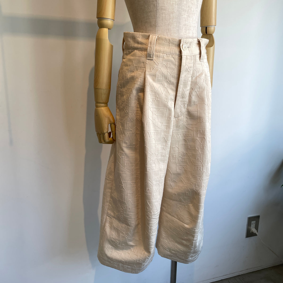 ASEEDONCLOUD【受注商品】//Townscape embroidery Robber trousers 271504