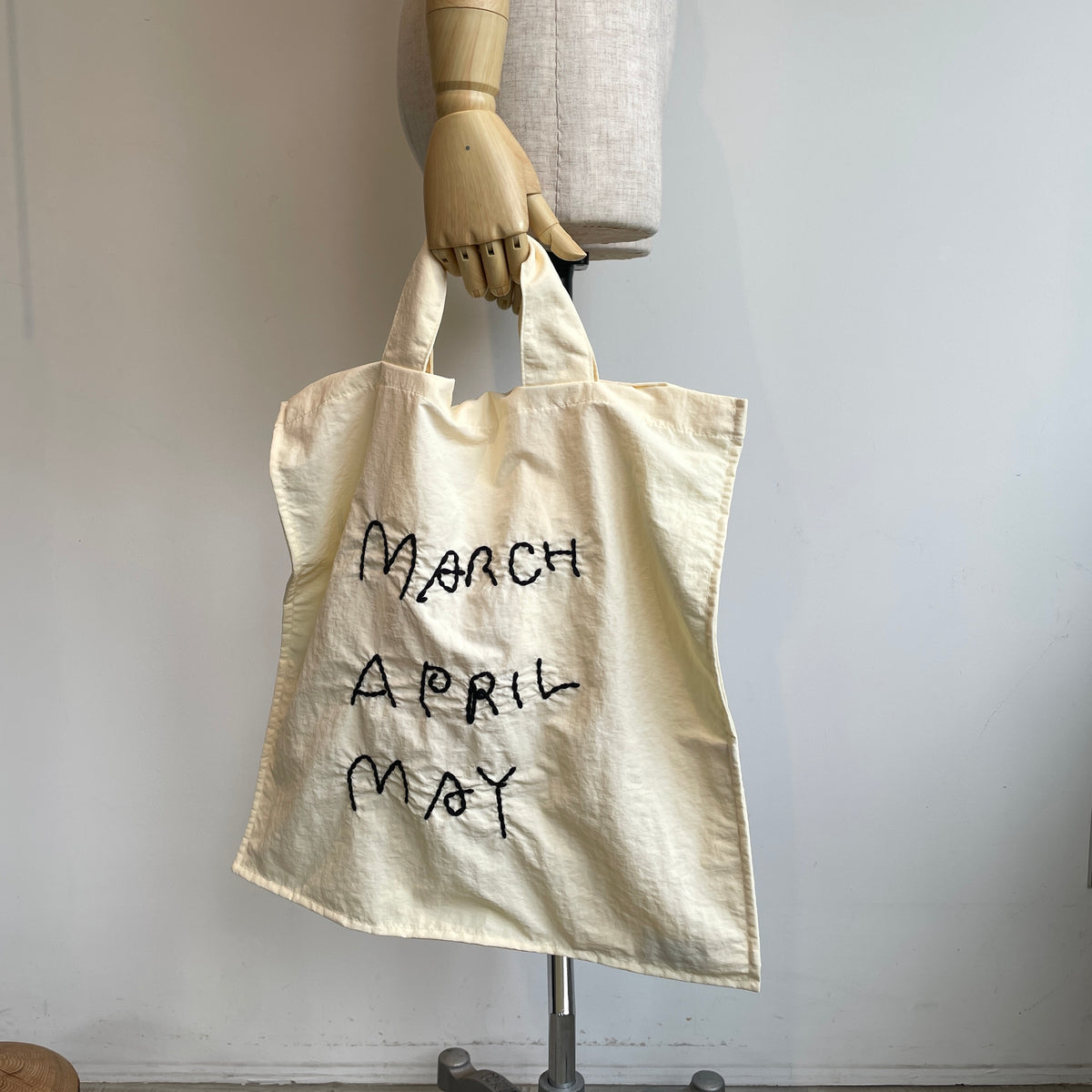 March April May//NY stitch tote ステッチトート
3-8-025