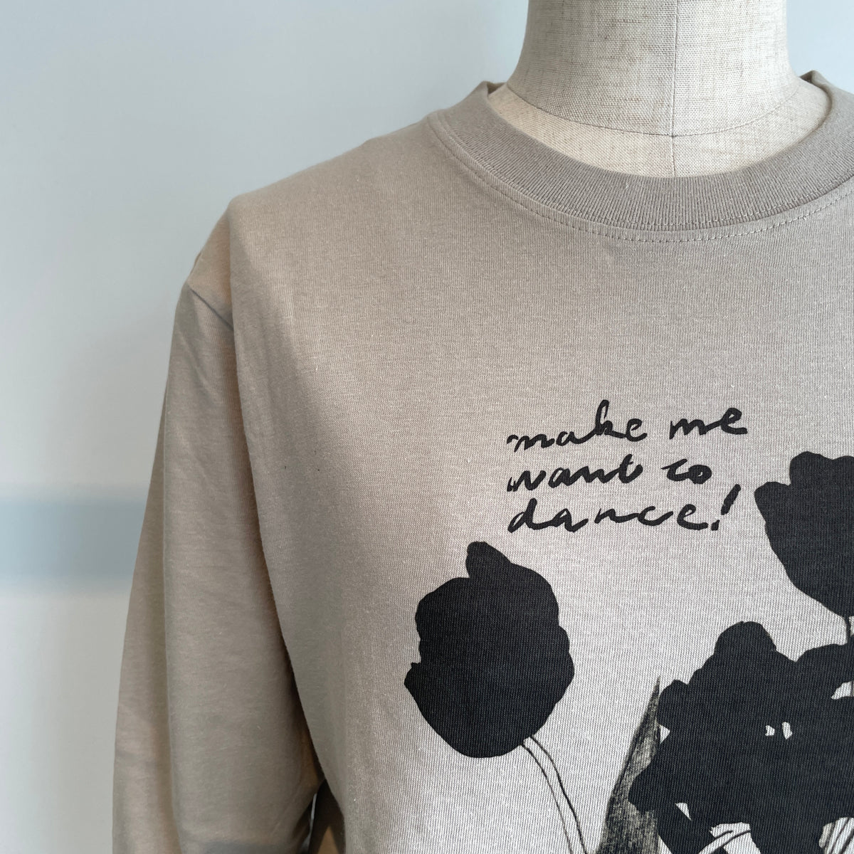 sweetlittlenothing//black tulip 長袖Tシャツ／Sサイズ