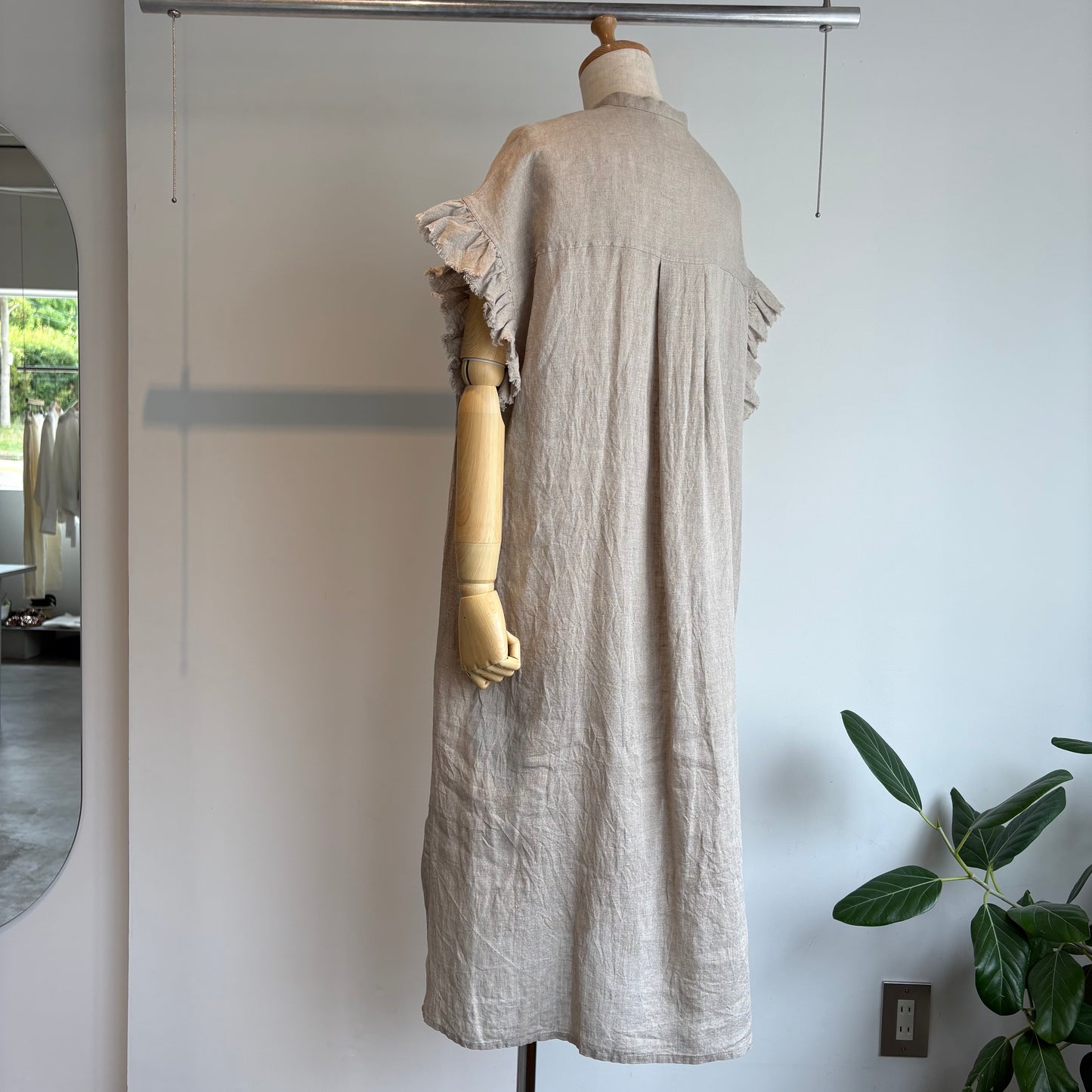 yuni//60/1Linen gather sleeves OP    1701OP026261