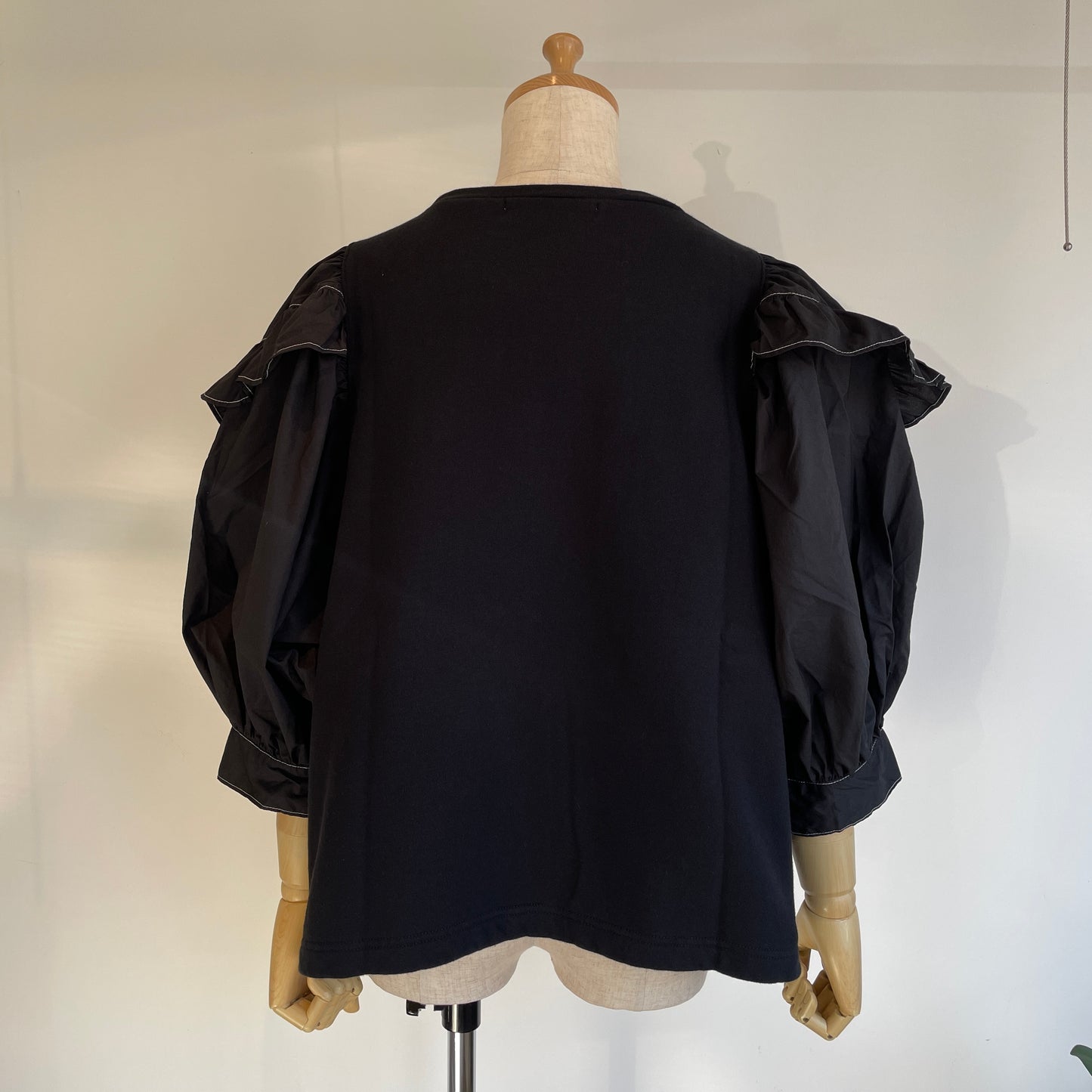 universaltissu//セントラル裏毛タイプライターコンボフリルPO
US260CT032