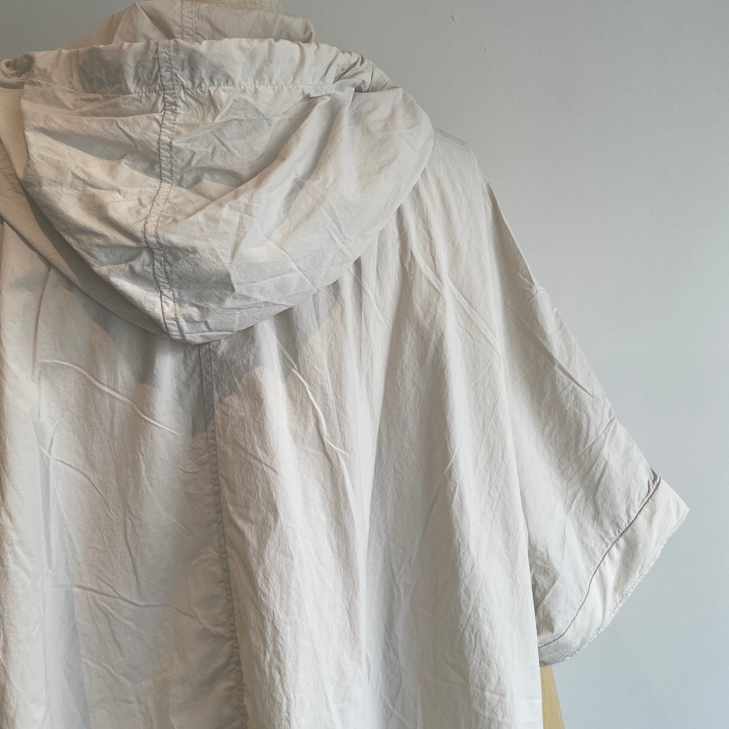 buoy buoy//45d NYLON 伊吹染め PONCHO シャツ　2701BL017261