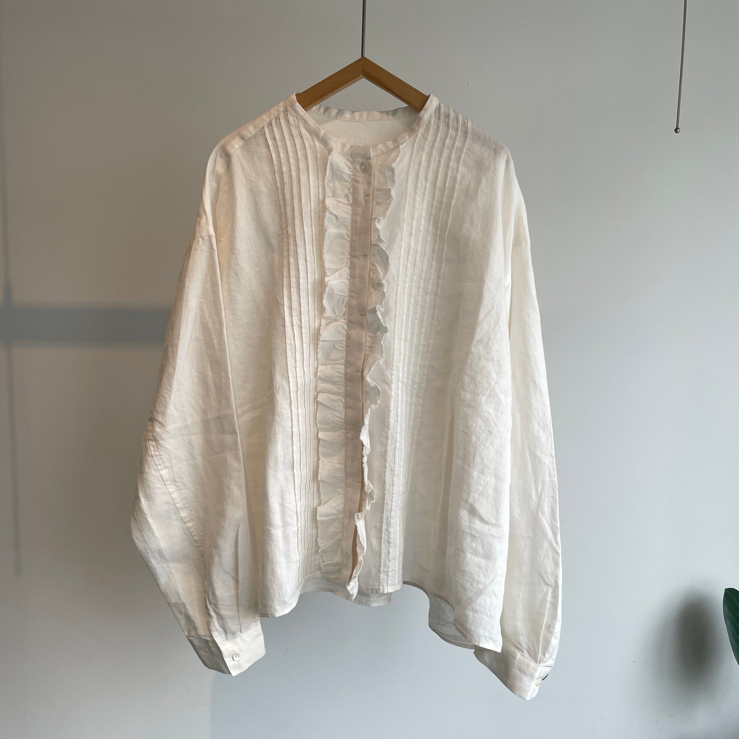 handsofcreation//Linen/Ra/chambrayプチスタンドタックフリルBL 01610612
