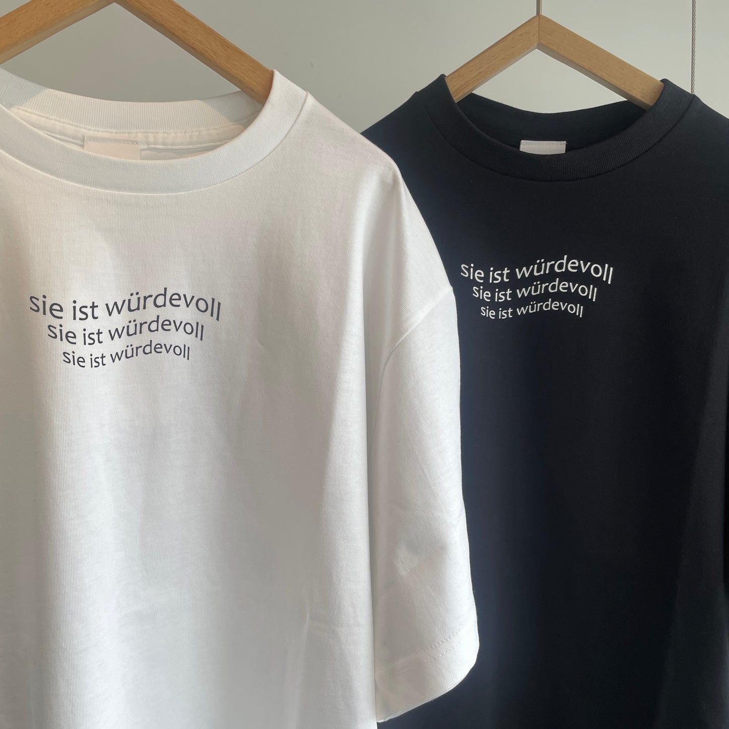 iki//ファインジャージー天竺 ウェーブロゴ Tシャツ　3101CT021261