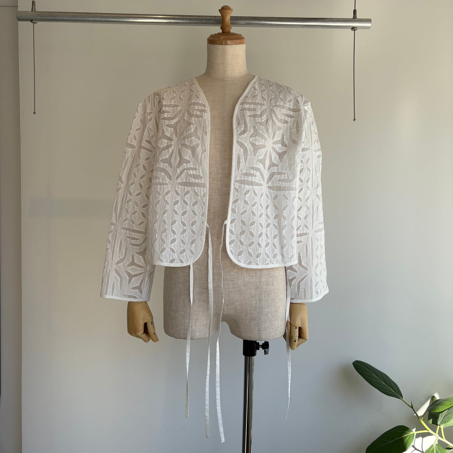 heriter//reverse appliqué jacket  H1-26-3013