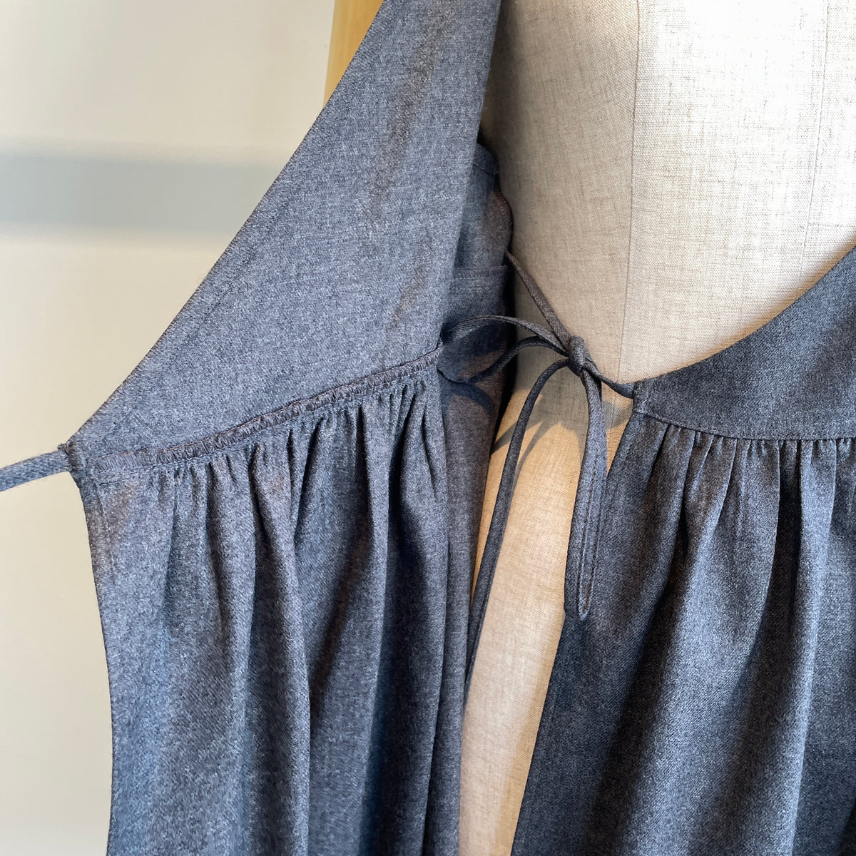 yuni//washable wool cachecoeur ブラウス 1701BL026262