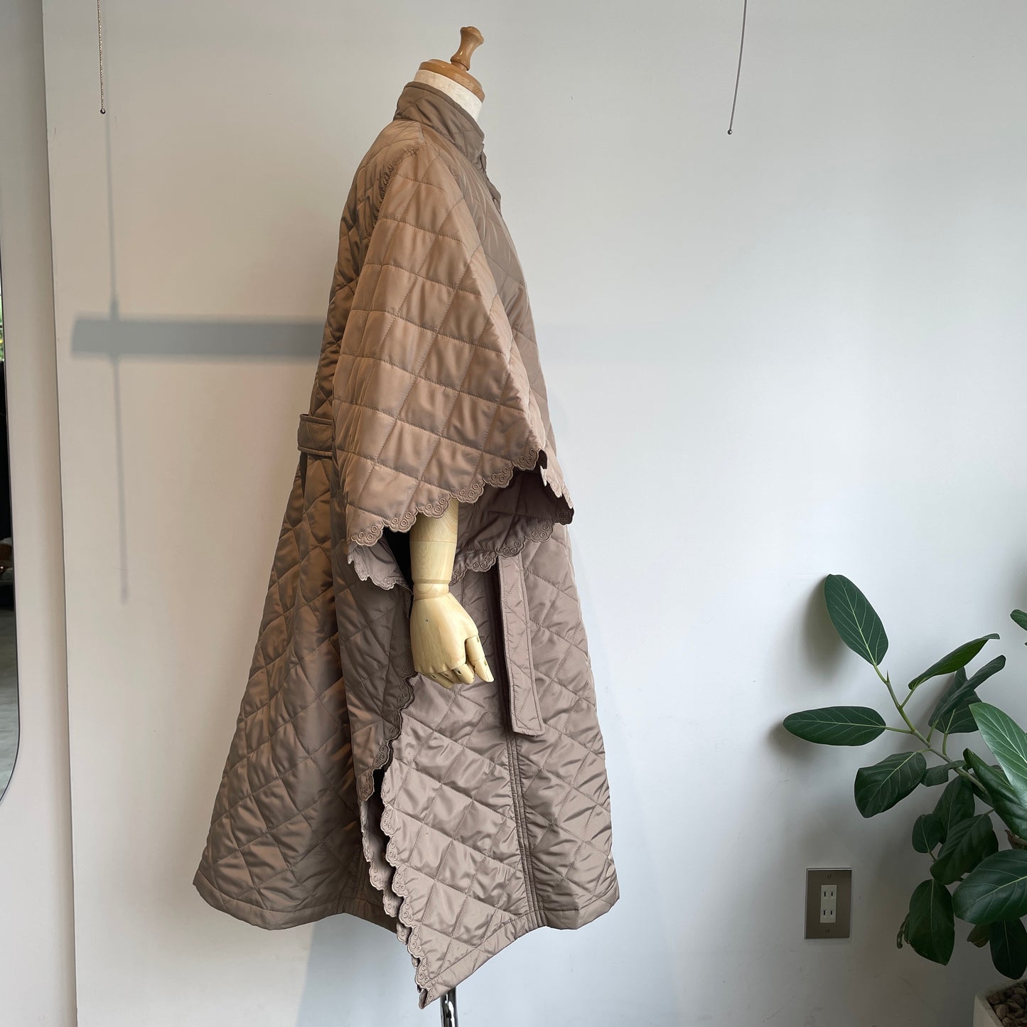 porterdesboutons//キルティングスカラップポンチョコート　P-14-1-057