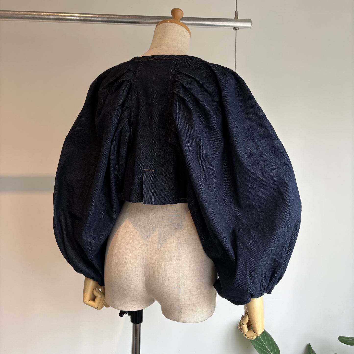 si si si//VICTRIAN BOLERO  2026-SS111