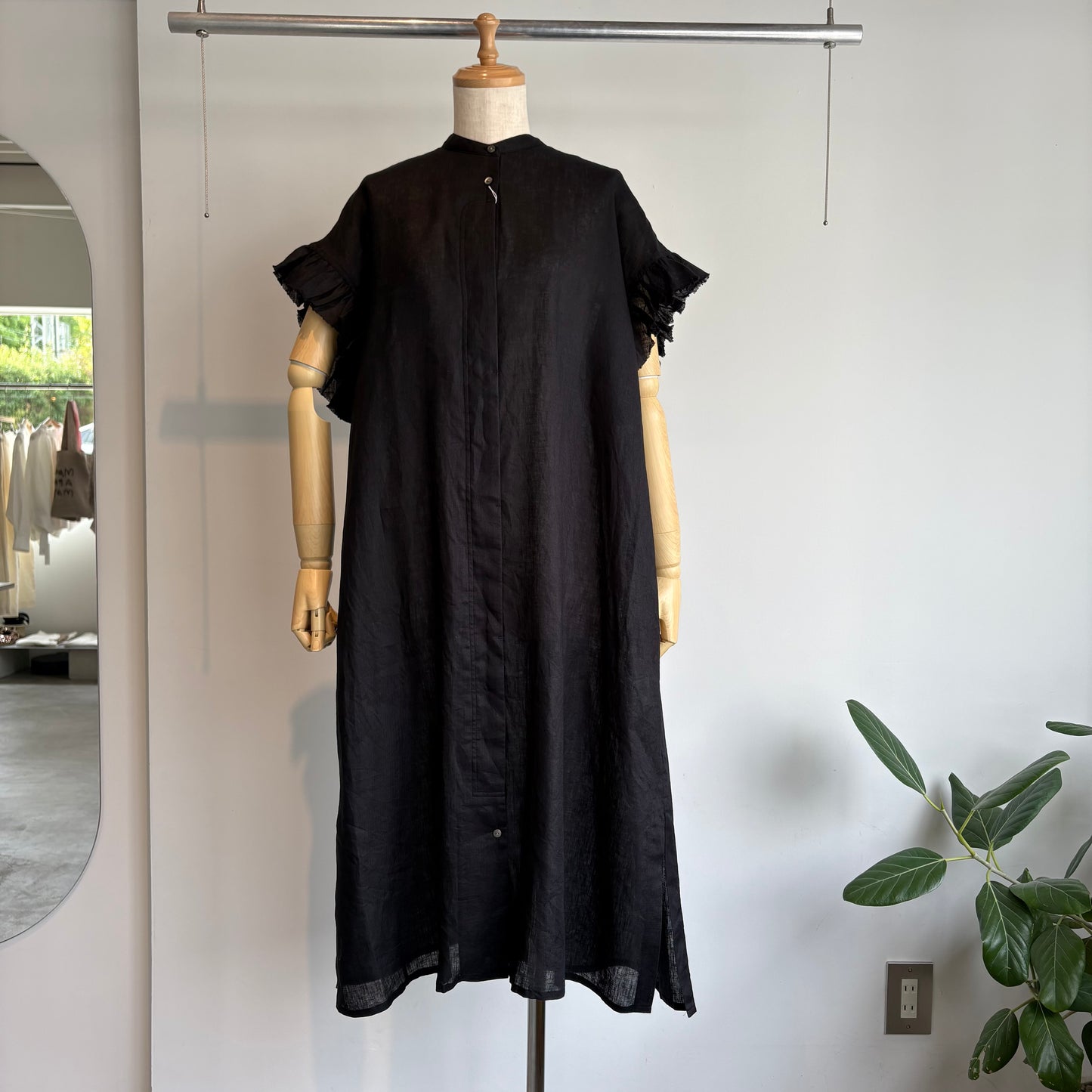 yuni//60/1Linen gather sleeves OP    1701OP026261