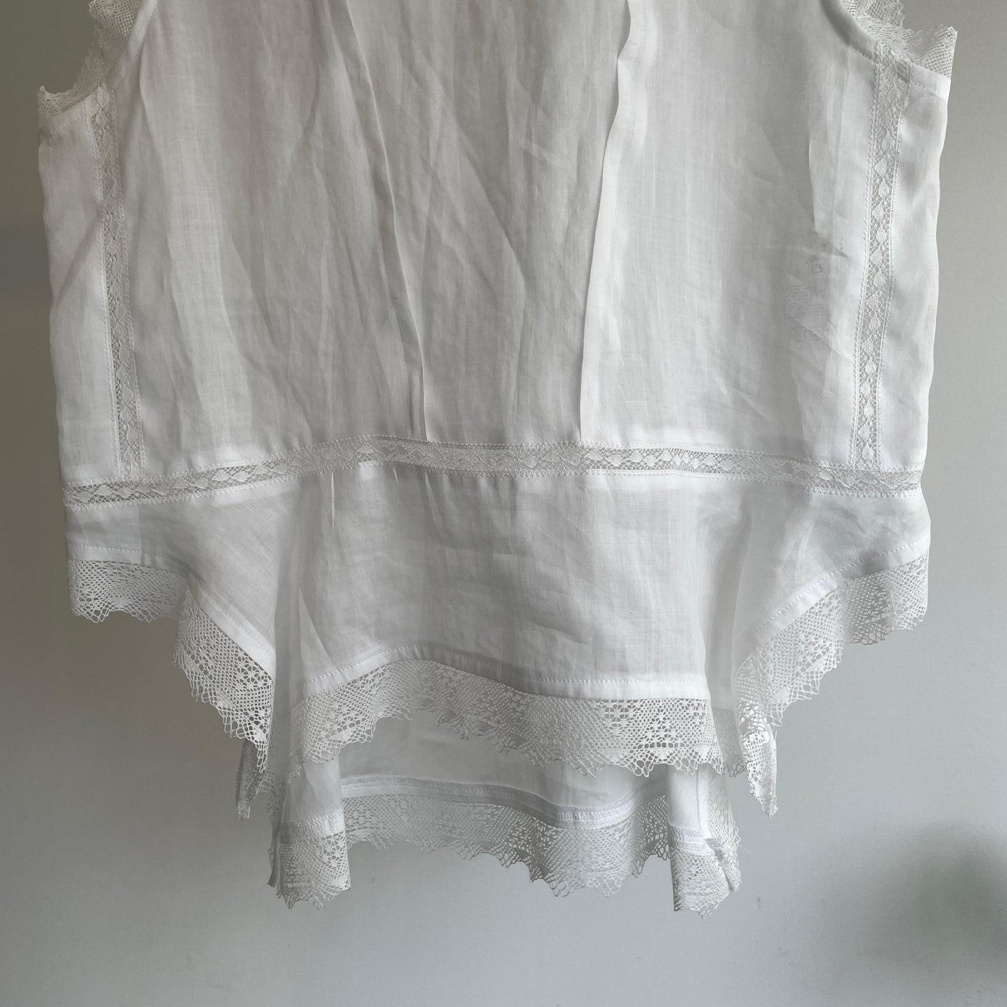 NATIVE VILLAGE//No.6 寂静スリーブレスレースブラウス　31261-06107