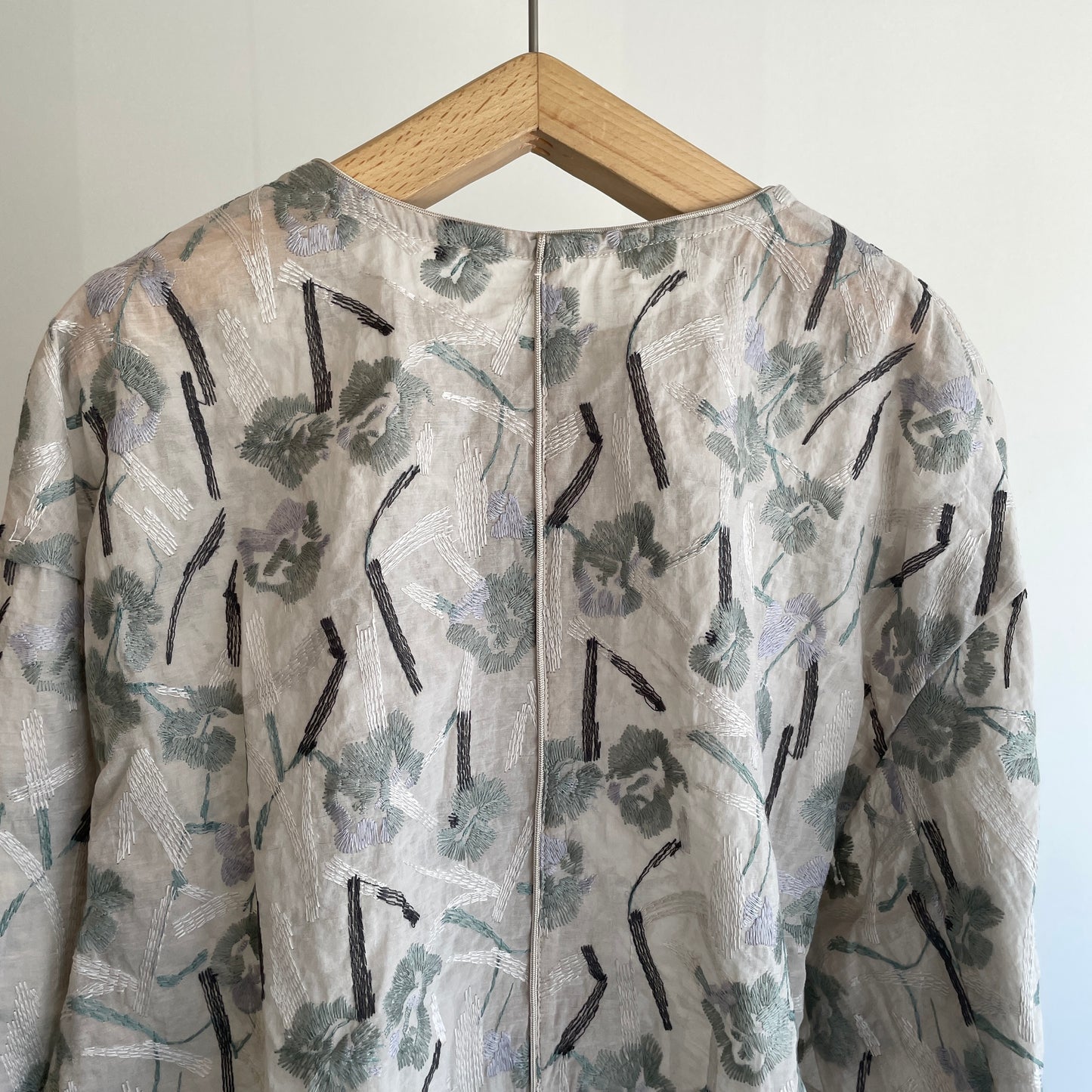 yuni//Cotton Nylon sheer blooming embroidery haori ブラウス 1701BL012262
