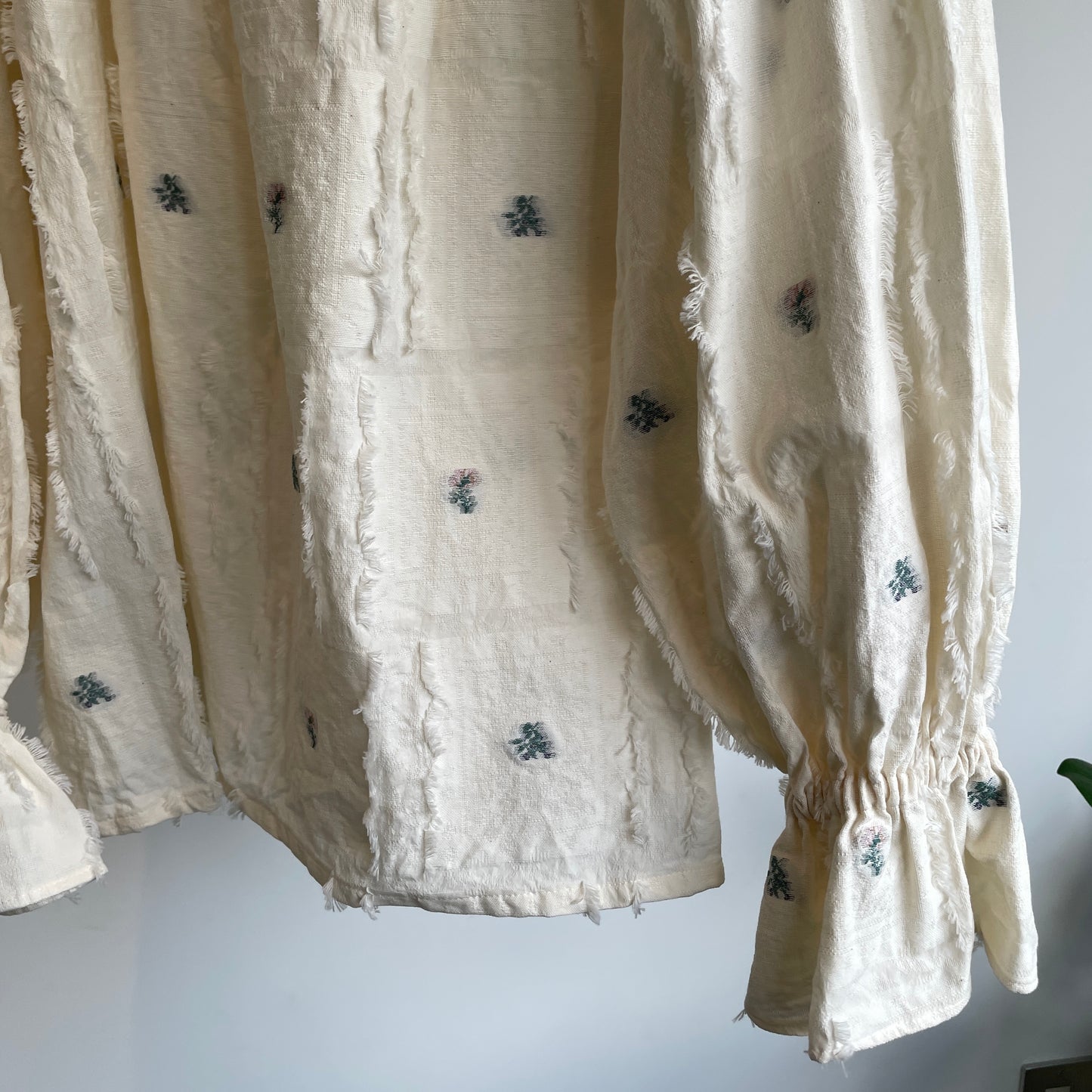 qiri //fleurs lace jacquard gather BL 6301BL006261