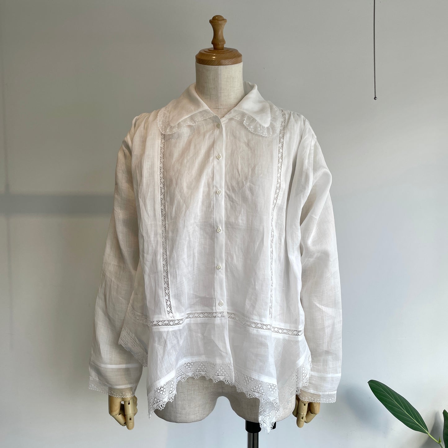 NATIVE VILLAGE//No.6 寂静 ロングスリーブレースブラウス　31261-06207