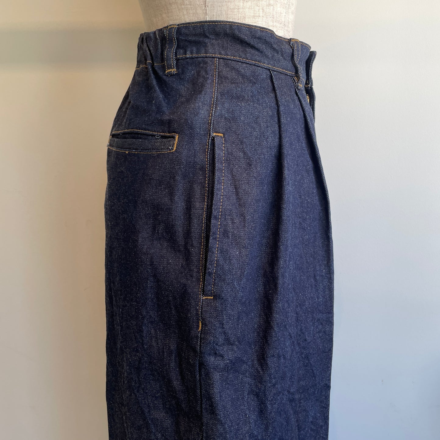 yuni//Cotton 11oz denim back gum wide パンツ　1701PT004262