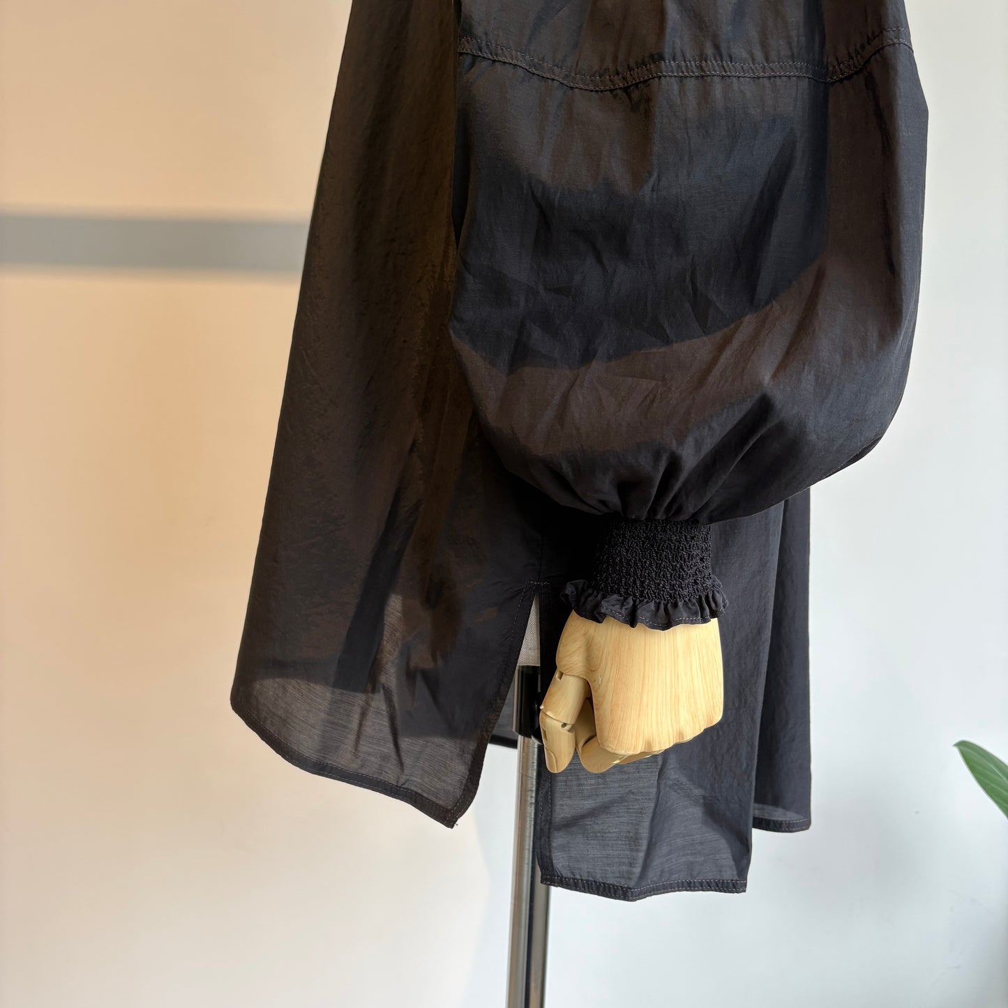 yuni//100/1Cotton/Cupra gather sleevesブラウス　1701BL1701BL017261