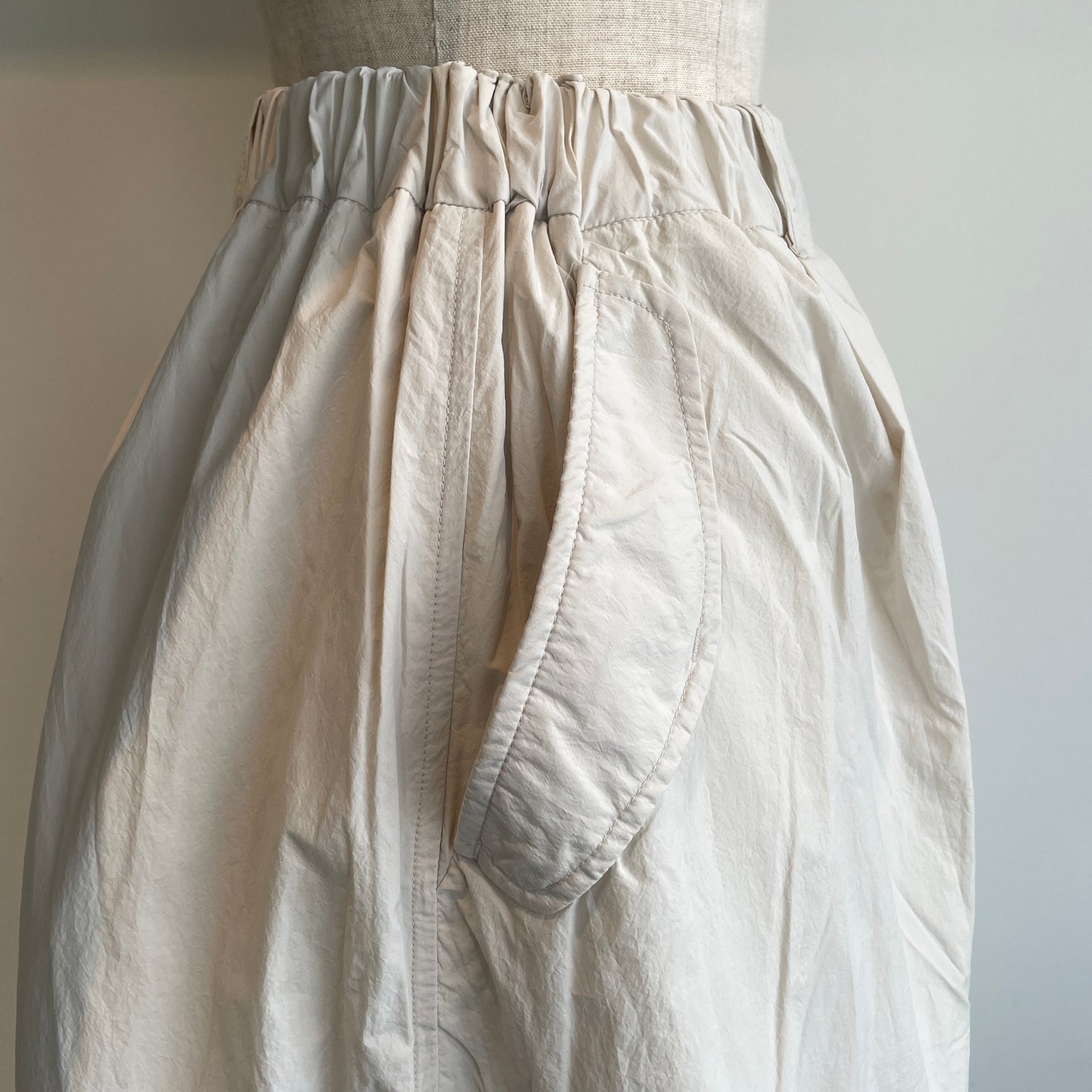 buoy buoy//45d NYLON 伊吹染め HALF パンツ　2701PT012261