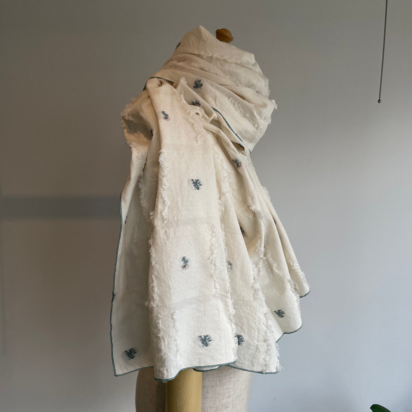 qiri //fleurs' lace jacquard stole 6301CU002261