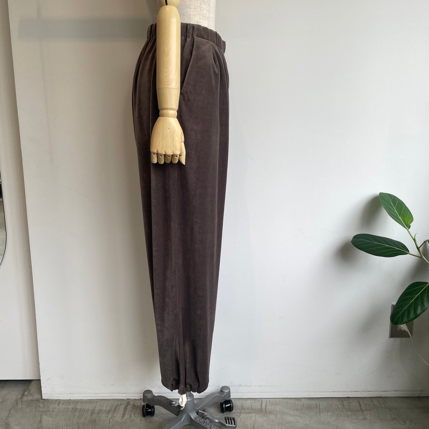 handsofcreation//綿ベロアタックパンツ 01640865