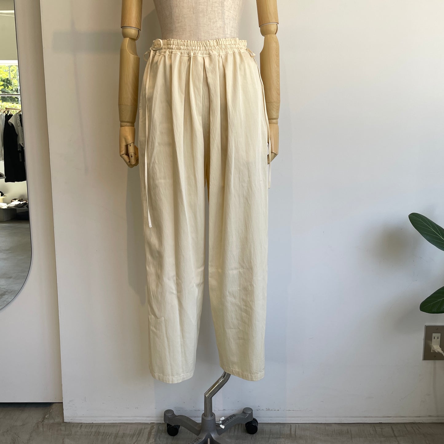 yuni//R/C twill product dye drawstrings パンツ　1701PT008262