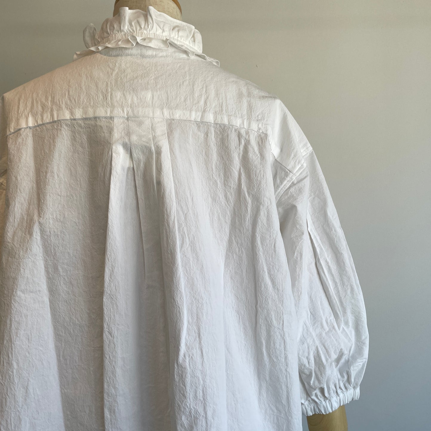 handsofcreation//強撚cotton桐七炊き変形フリル7分袖BL 01630642