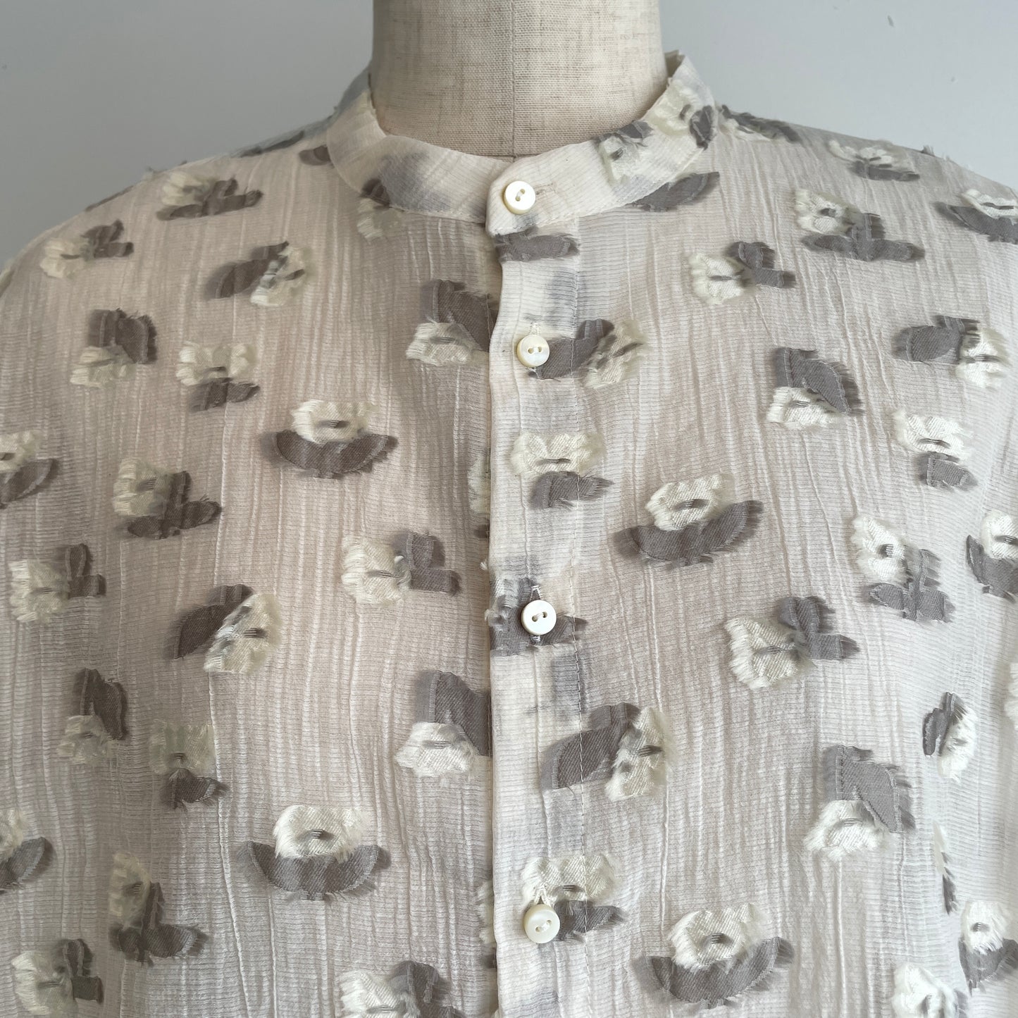 qiri//plie flower jacquard バックリボンブラウス　6301BL008261