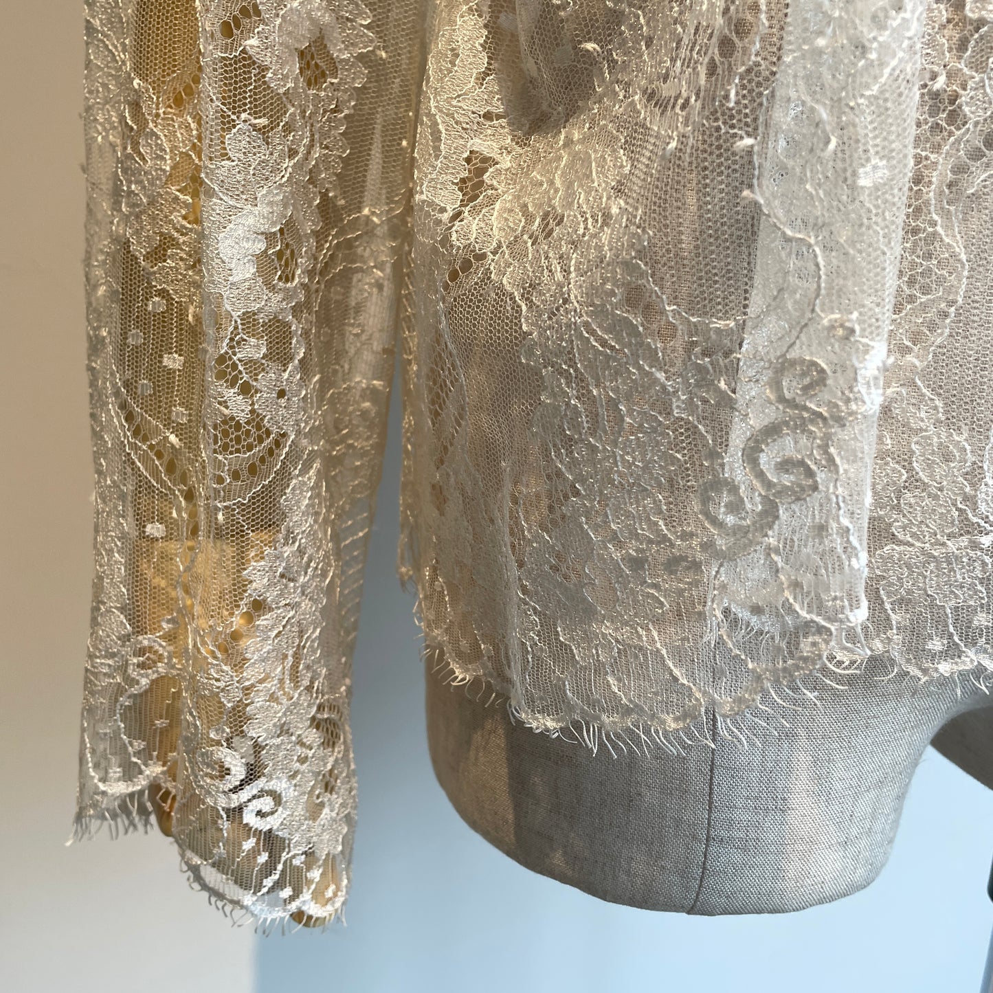 Heriter //Leaver lace blouse H2-25-3003