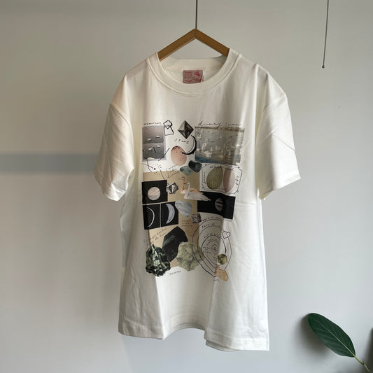 Sweet Little Nothing//月と鉱石　半袖Tシャツ