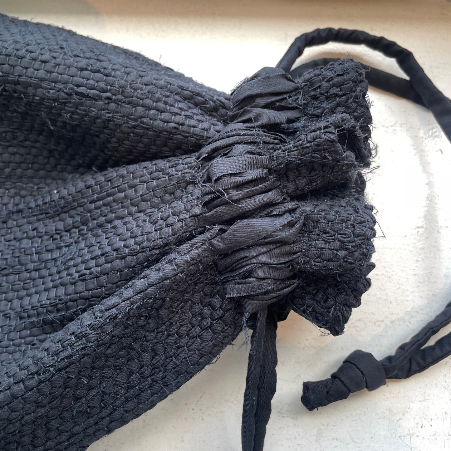 TEORI WORKS//tassel kinchaku