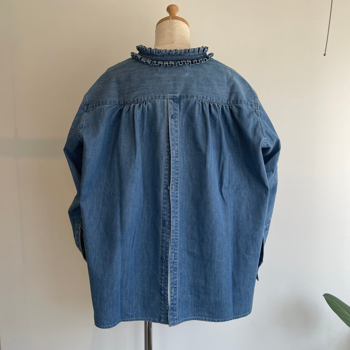 porter des boutons//タックカラーシャツ　P21-1-013