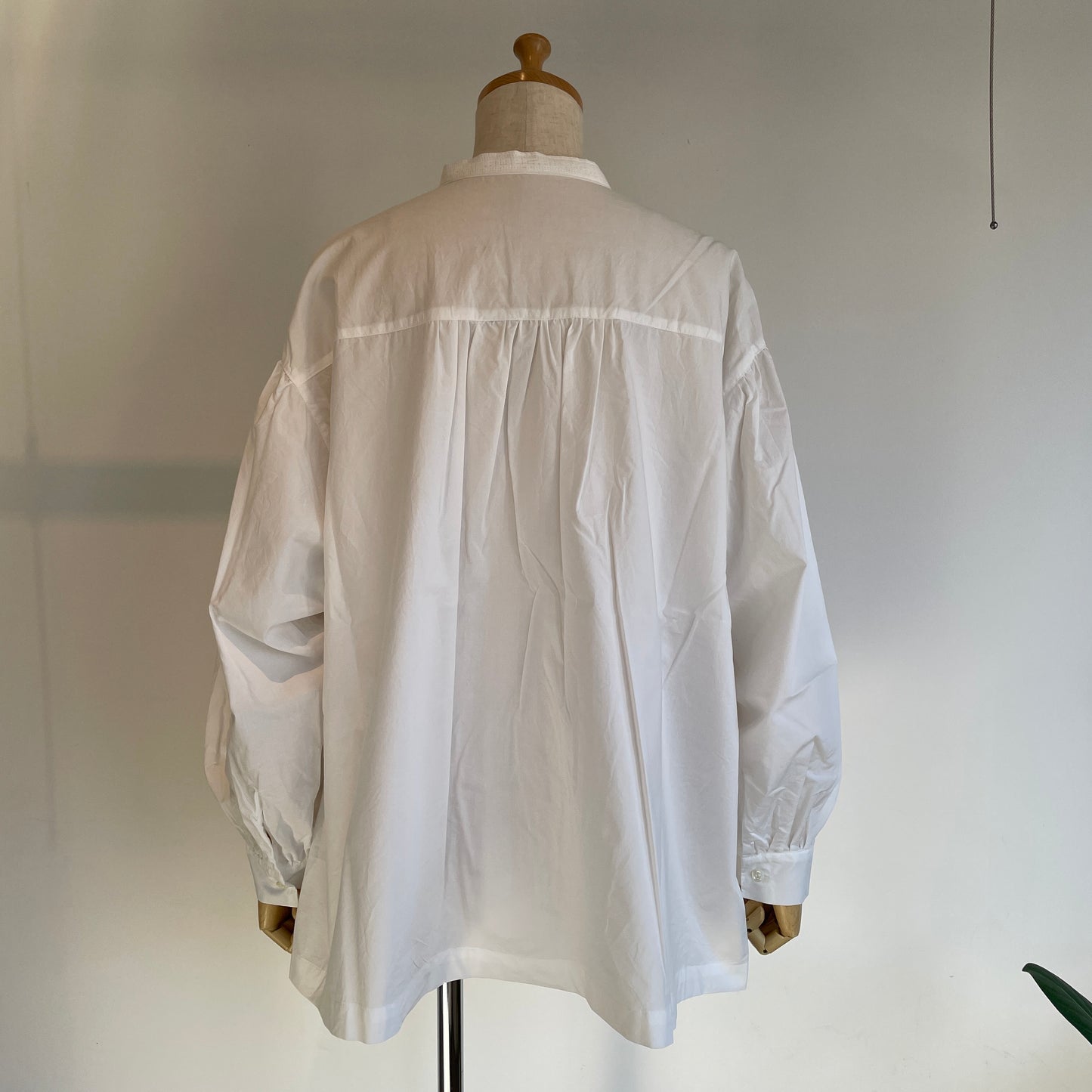 universaltissu//ナチュラルタイプライターイタリアンフィレレースラッフルBL   US260BL037