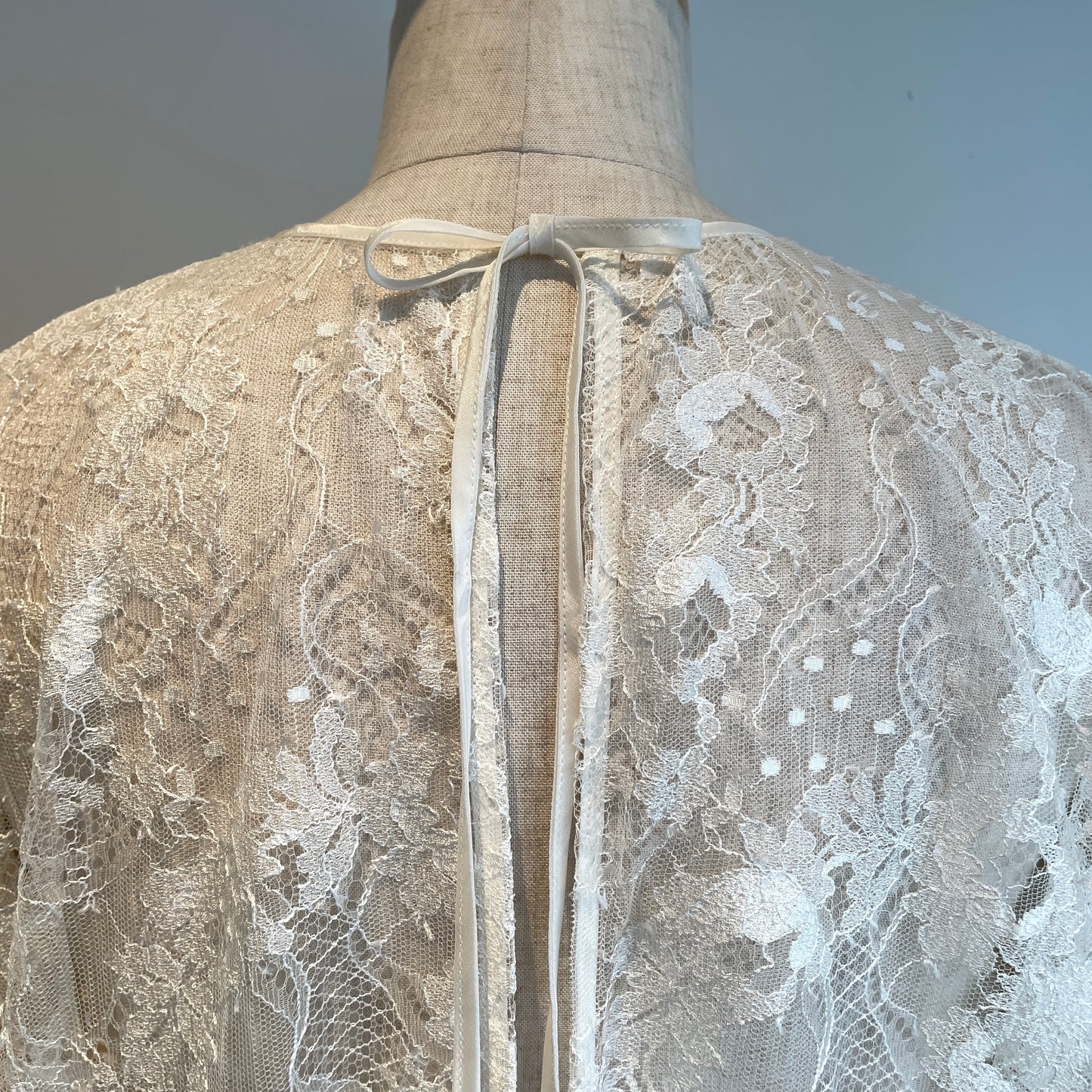 Heriter //Leaver lace blouse H2-25-3003