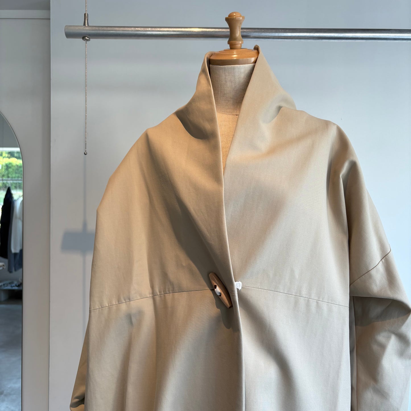 SIHIRAI//ROBE-COAT CHAW25-6005 (DD)