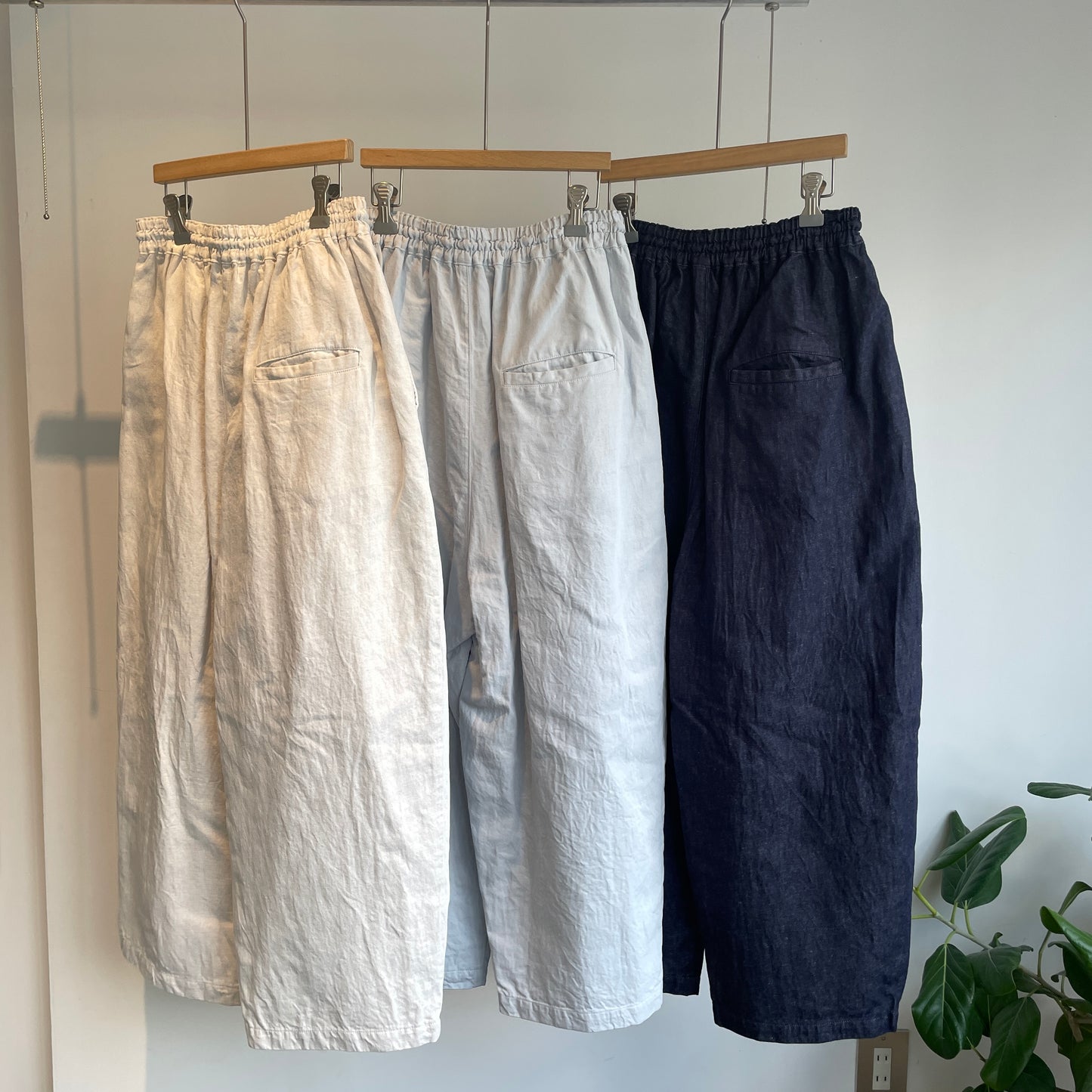 yuni//Cotton/Linen denim wide cocoon パンツ　1701PT016261