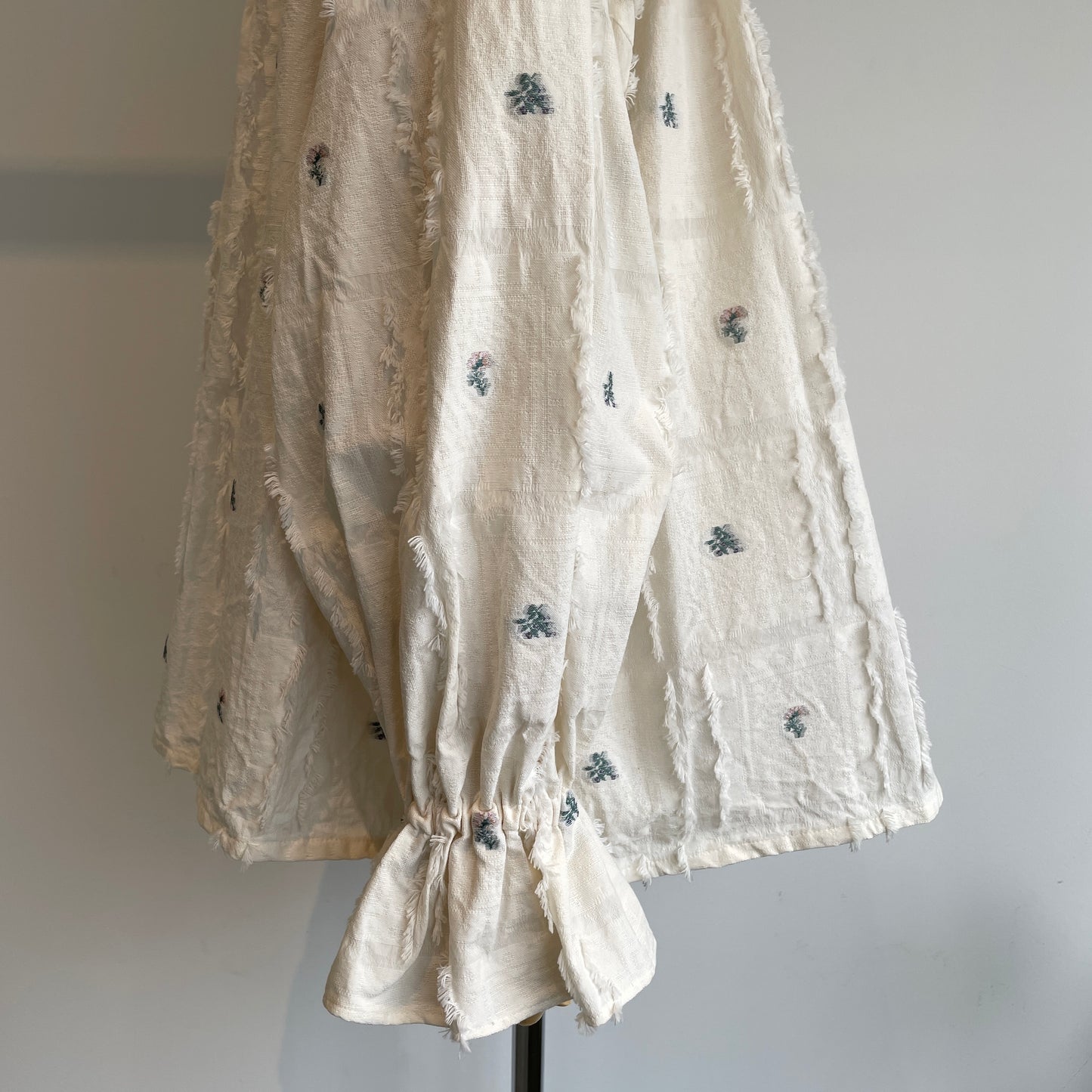 qiri //fleurs lace jacquard gather BL 6301BL006261