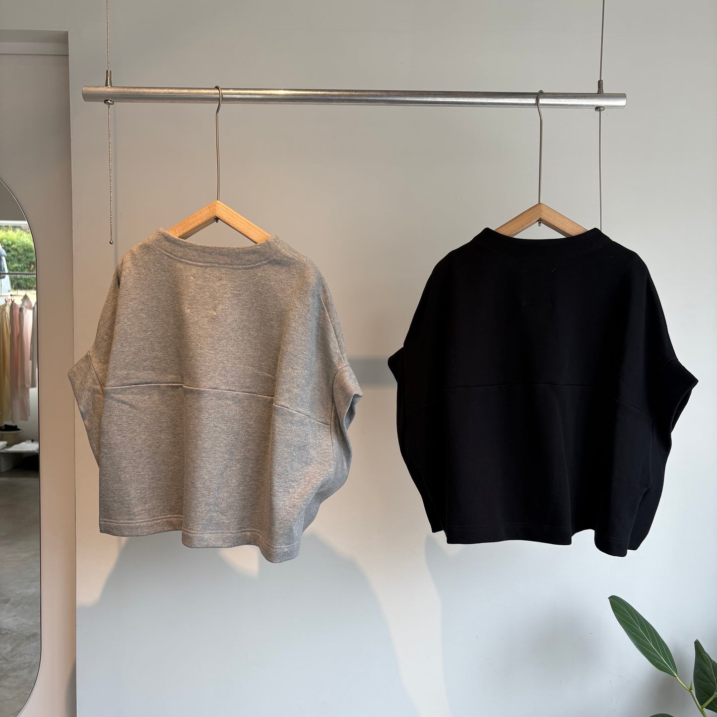 SI HIRAI//SHORT ROBE CHSS26-6011