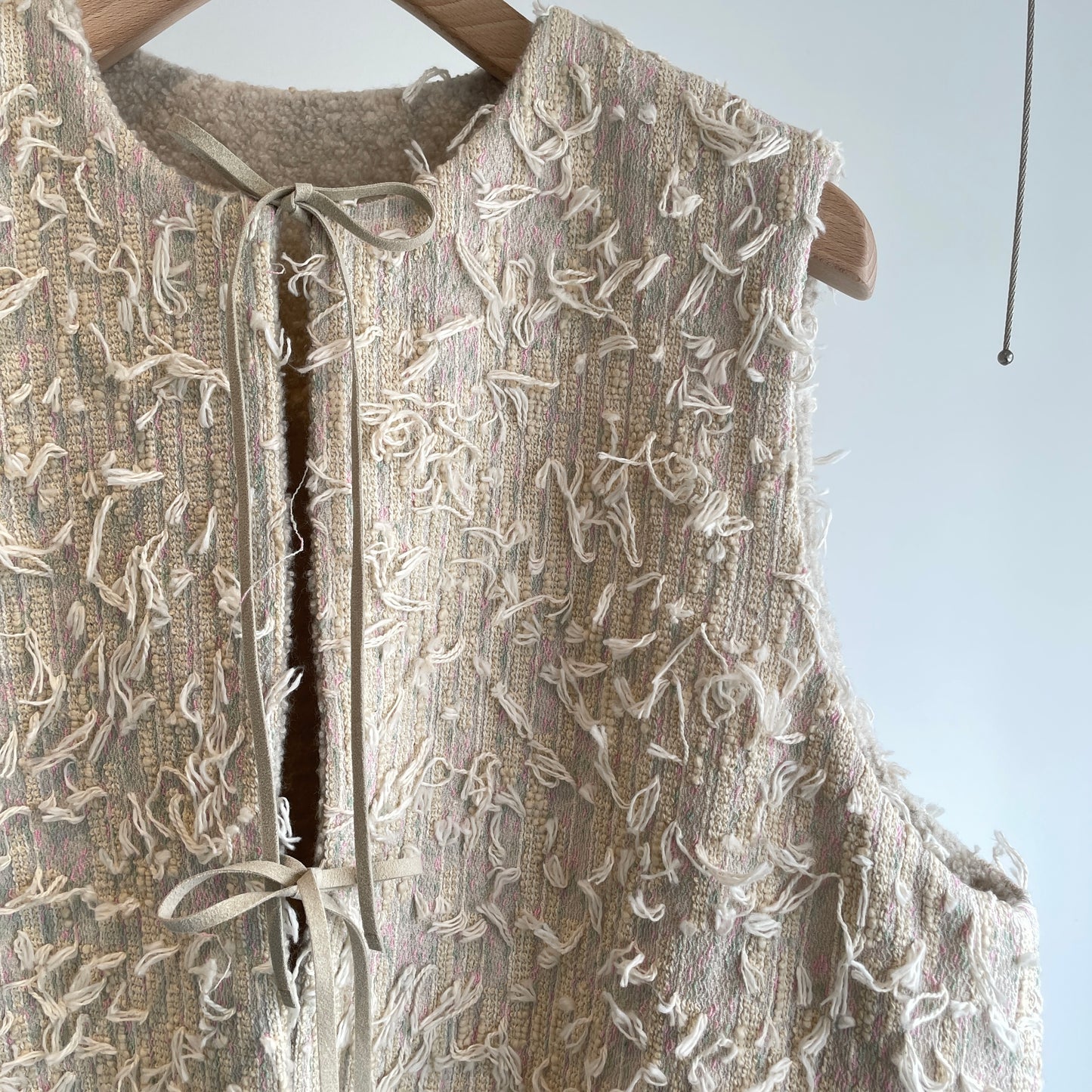 qiri //mineral リバーシブルベスト 6301BL012252