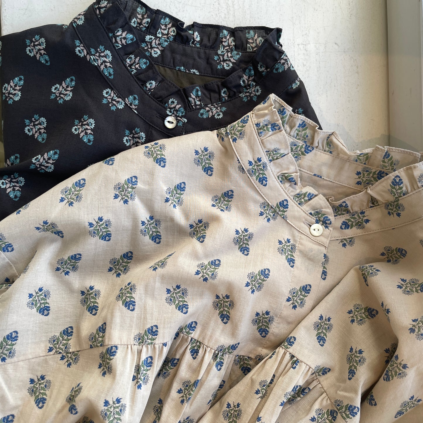 handsofcreation//antiquecalicopattern ptスタンドフリルBL 01610606