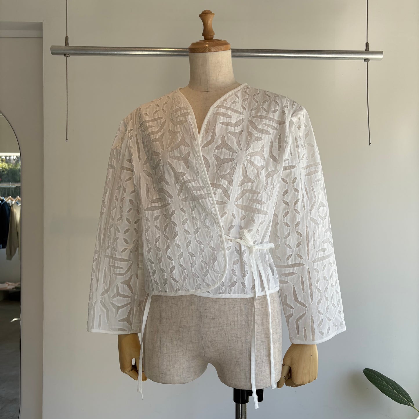 heriter//reverse appliqué jacket  H1-26-3013