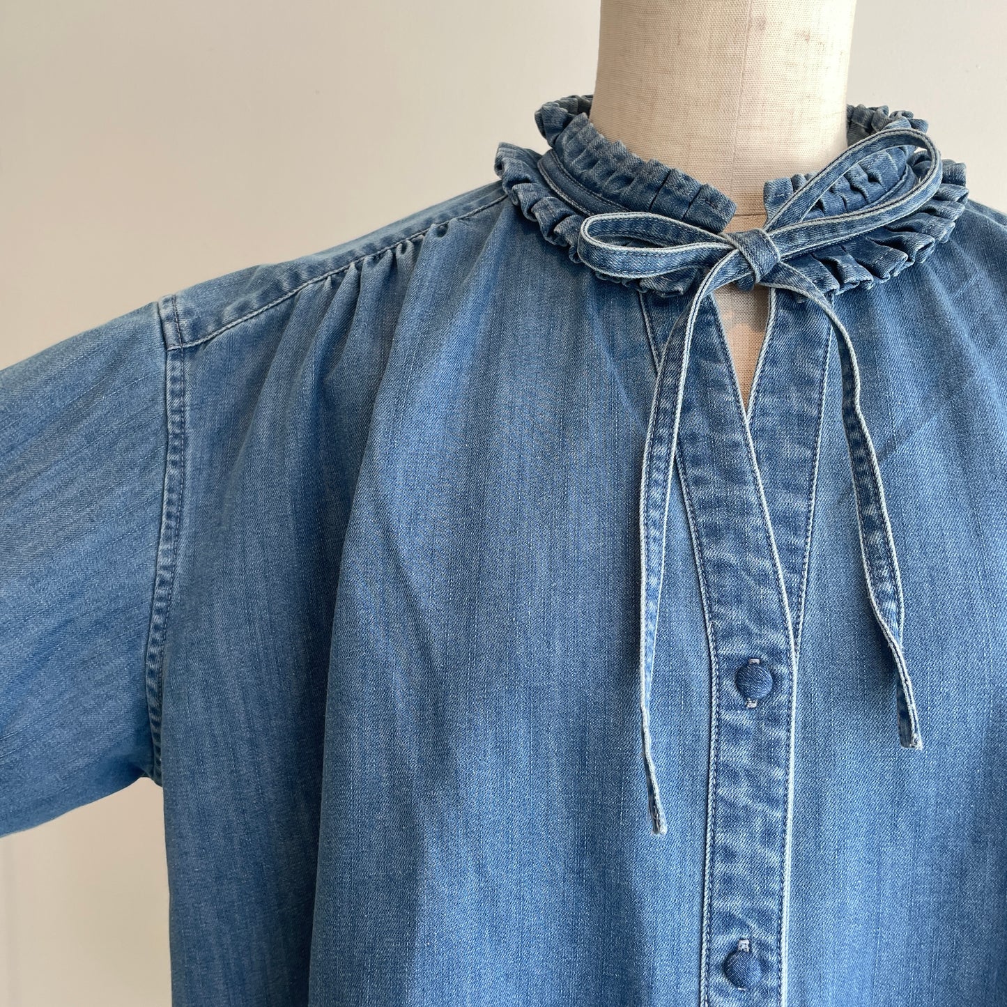 porter des boutons//タックカラーシャツ　P21-1-013