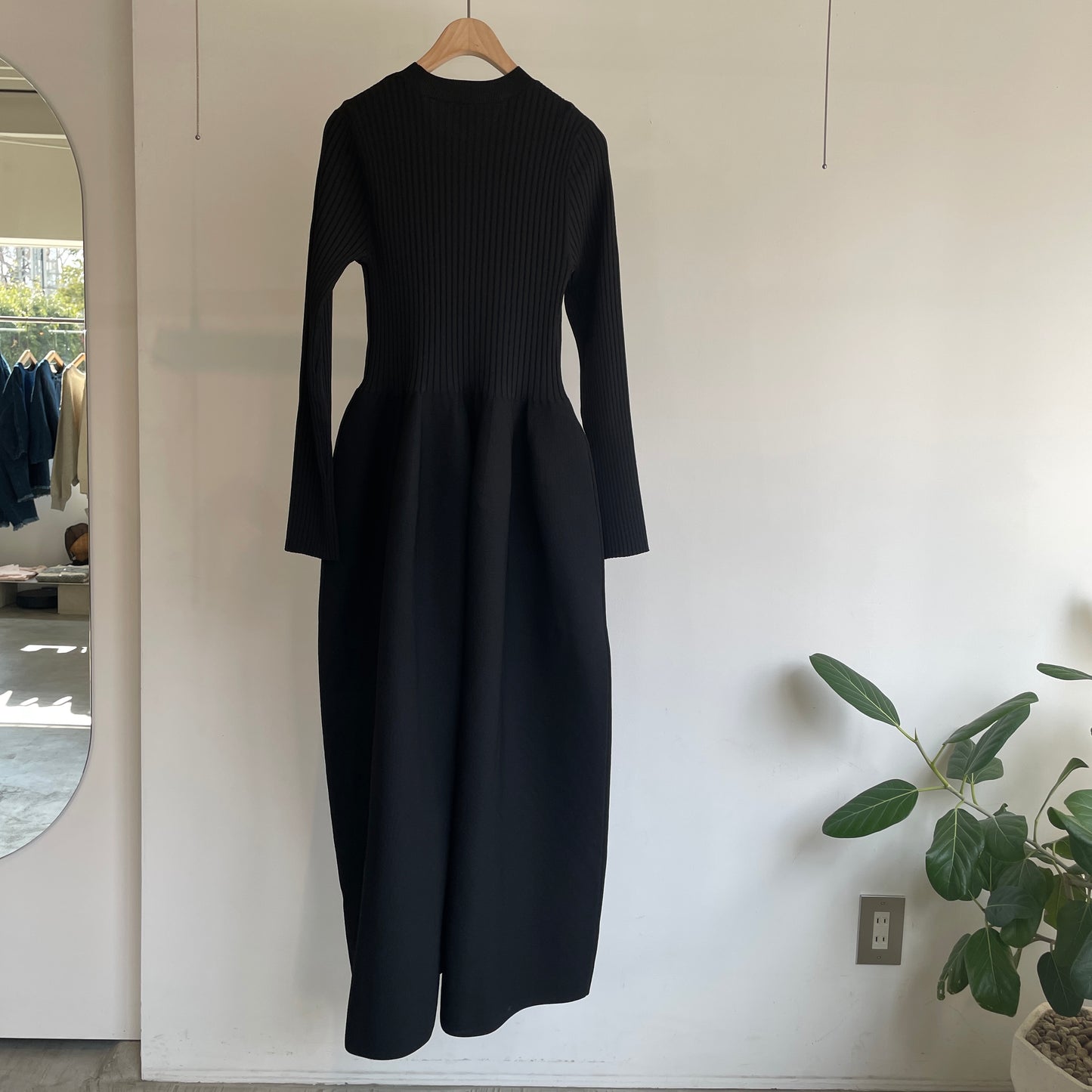 iki//マットポリフレアワンピース　3101OP001261