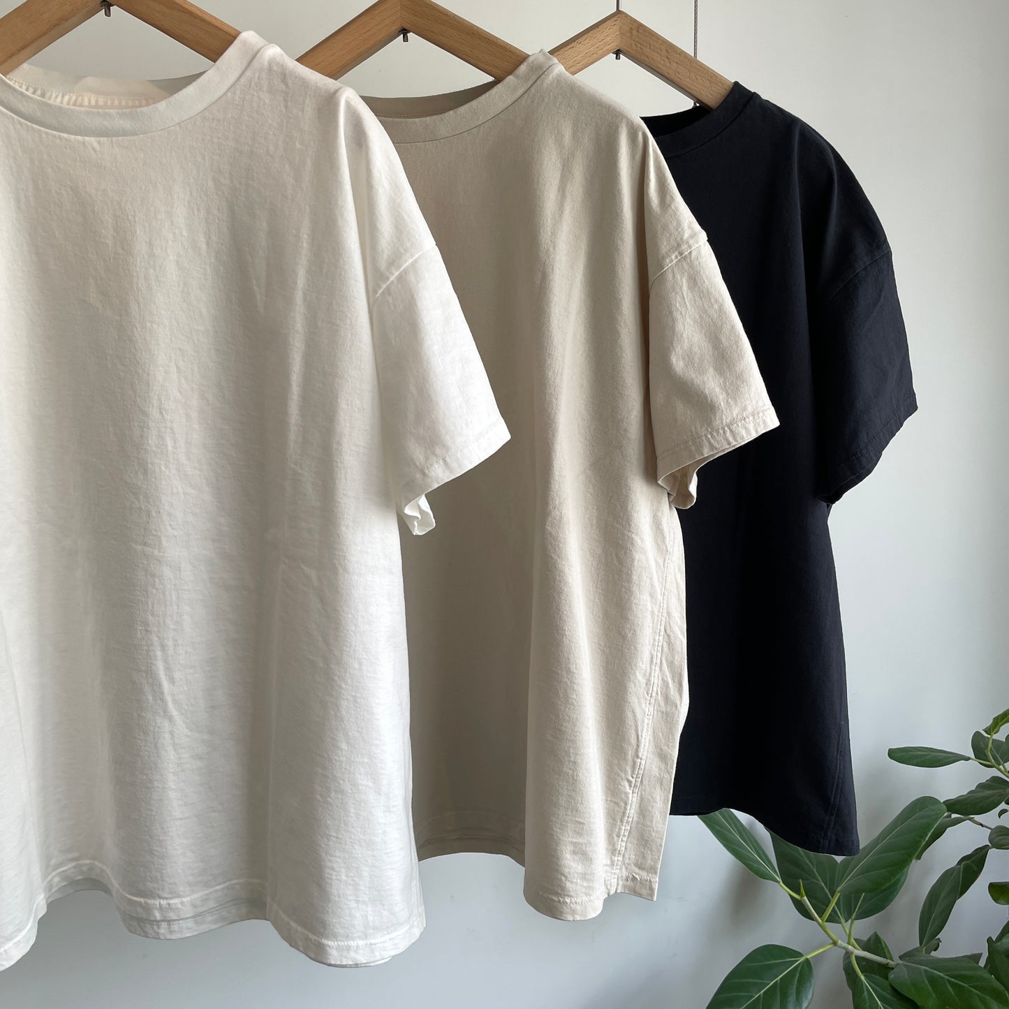 handsofcreation//26/-空紡度詰め天竺バックプリントT 01620842