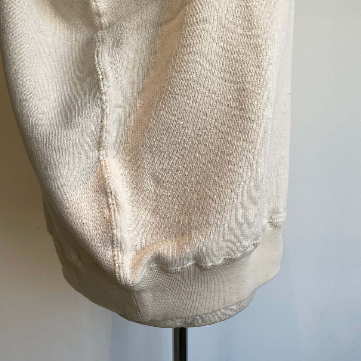 UNDYED//MICKEY SWEAT CREW 26FW024
