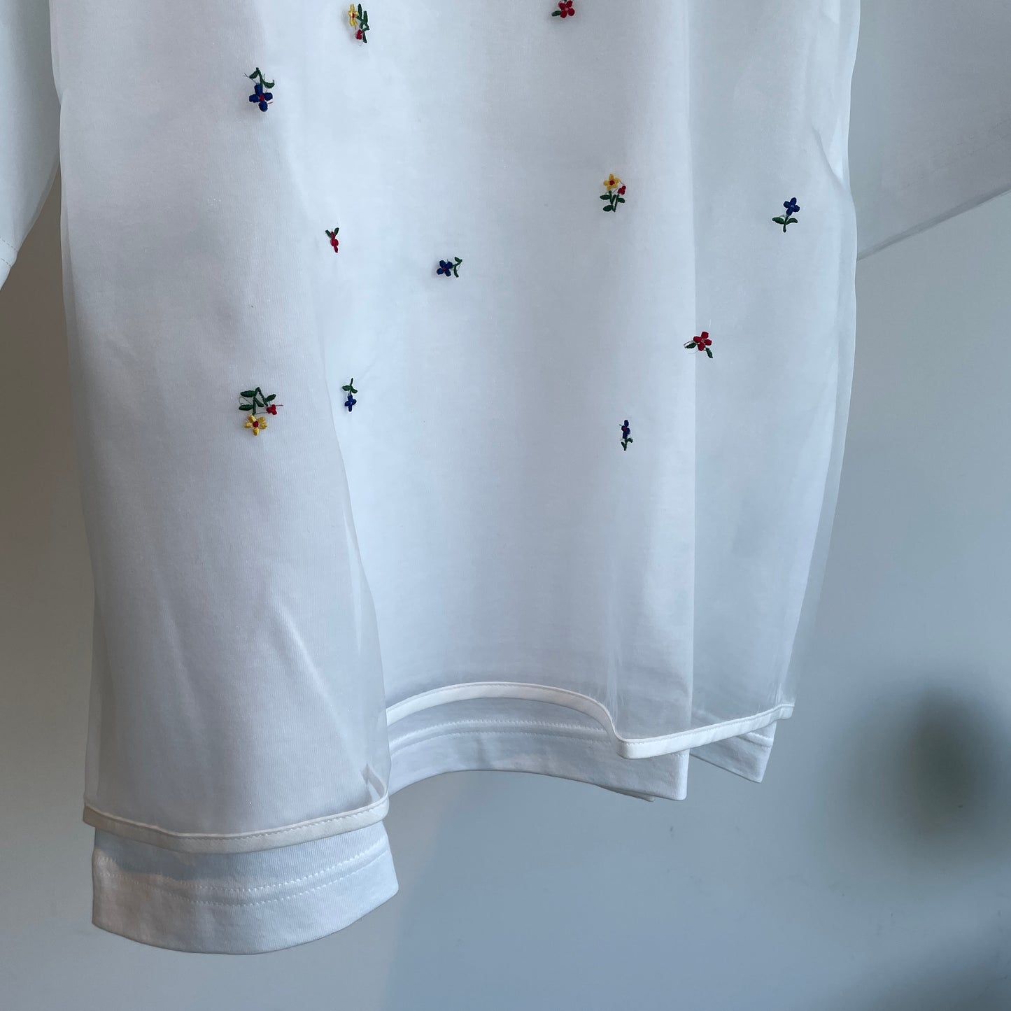 porter des boutons//Petite fleurドゥーブルTシャツ　P21-3-035