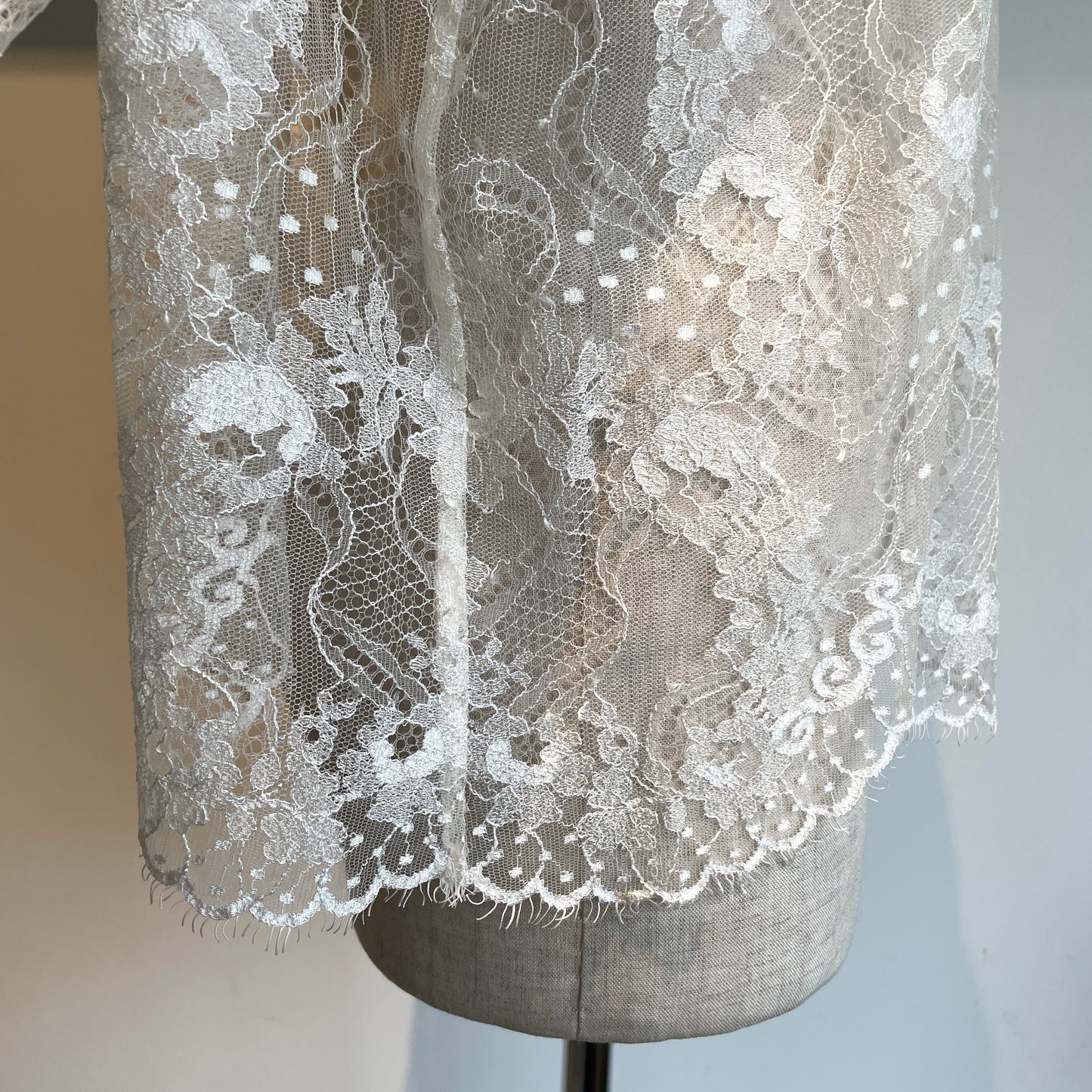 Heriter //Leaver lace blouse H2-25-3003